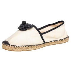 Chanel Cream Canvas CC Camellia Espadrille Flats Size 42