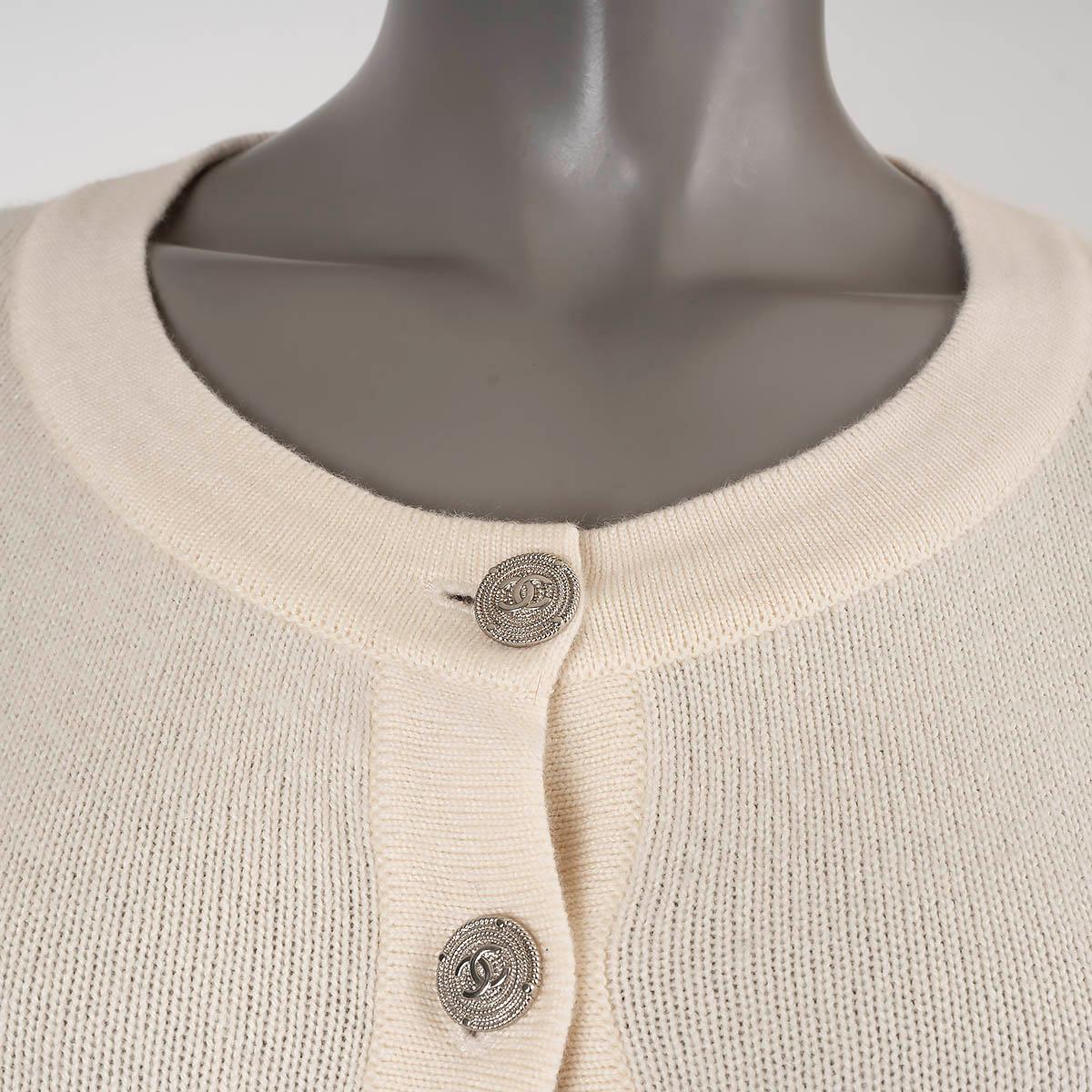 CHANEL cream cashmere 2012 12C FLORAL BEADED Cardigan Sweater 36 XS For Sale 2