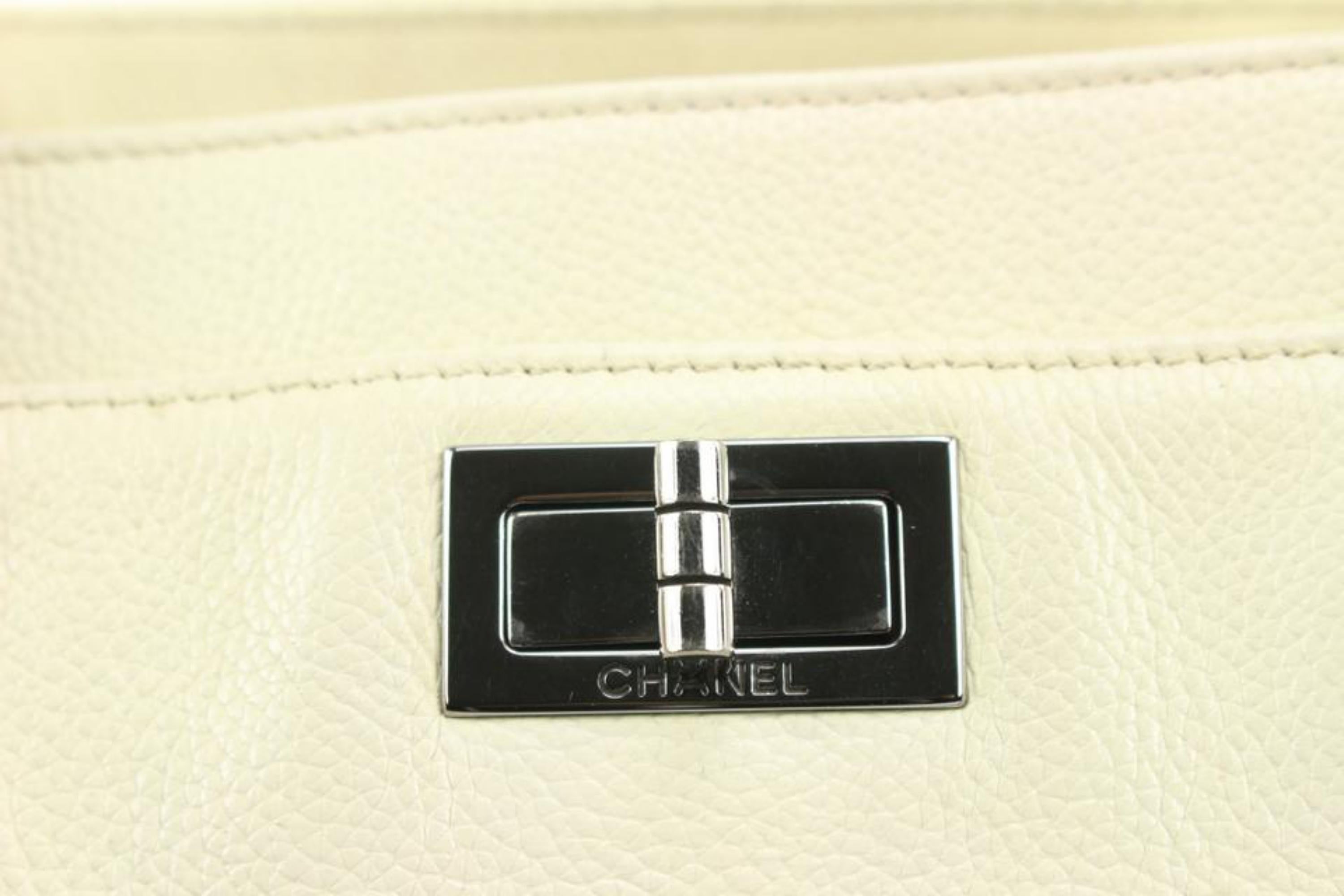 Women's Chanel Cream Caviar Leather Cerf Reissue Tote bag 9ck216s For Sale
