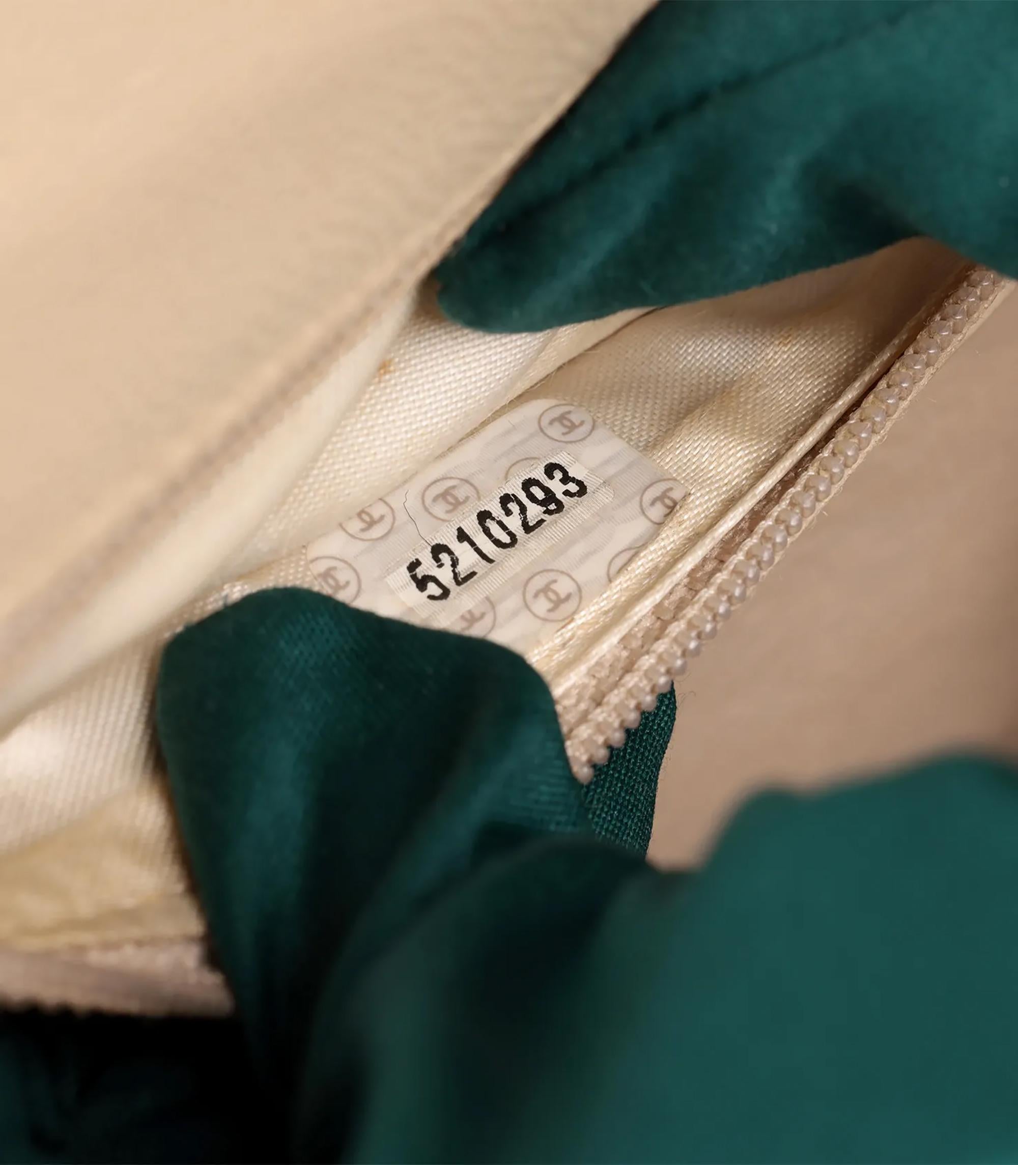 Chanel Creme Kaviar Leder Vintage geflochtene Mini Trapez Classic einzelne Klappe Tasche im Angebot 4