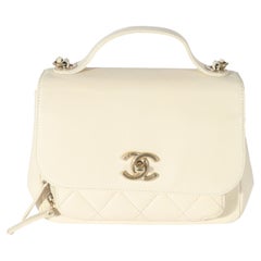 Chanel - Mini sac à rabat « Business Affinity » en cuir caviar crème