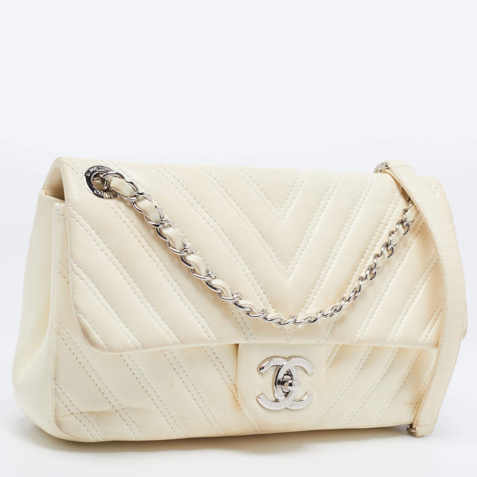 Chanel Cream Chevron Leather Medium Classic Single Flap Bag 1
