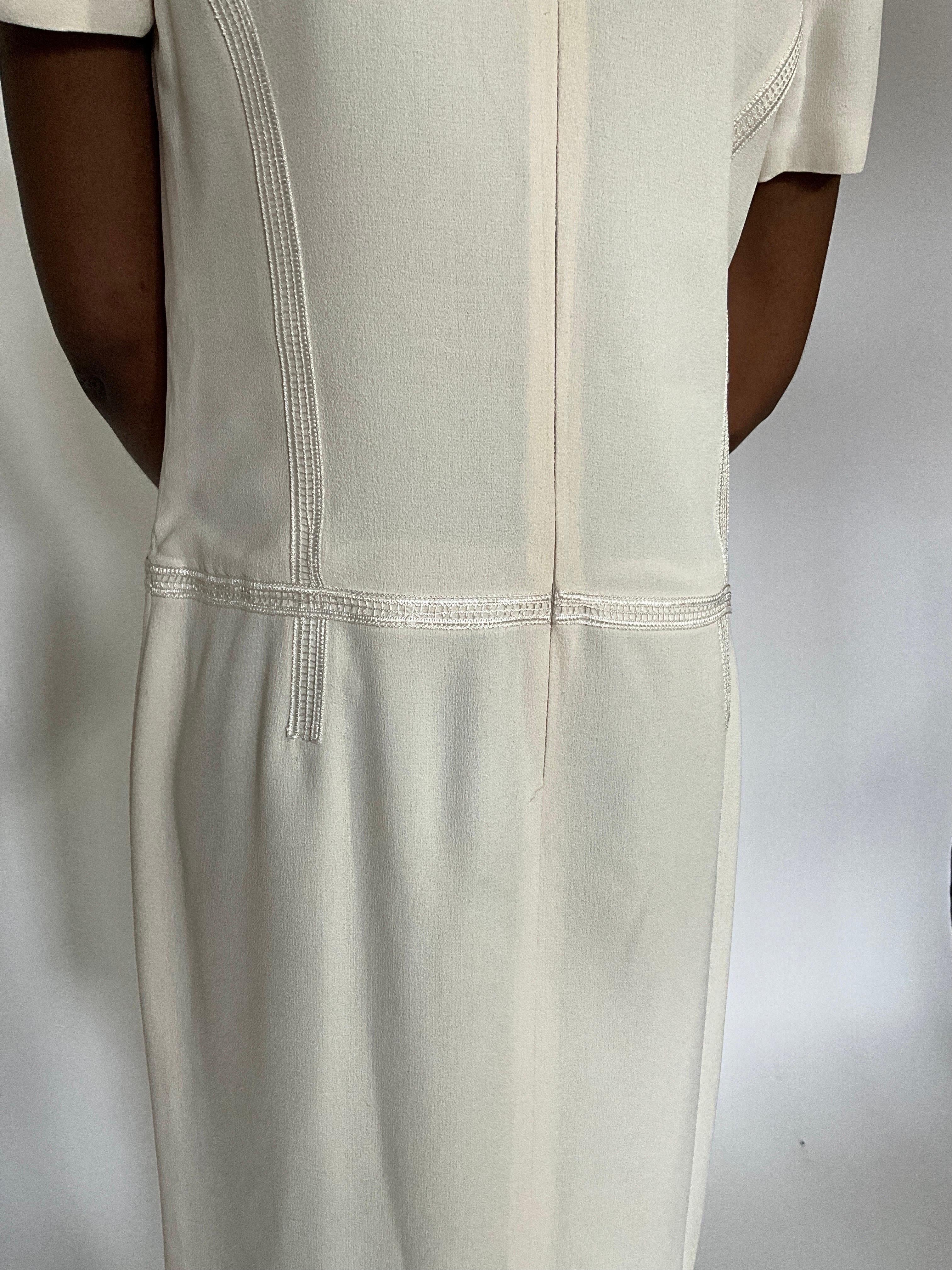 Chanel cream colour classic silk lined short sleeves  cocktail dress. C.1990s For Sale 7
