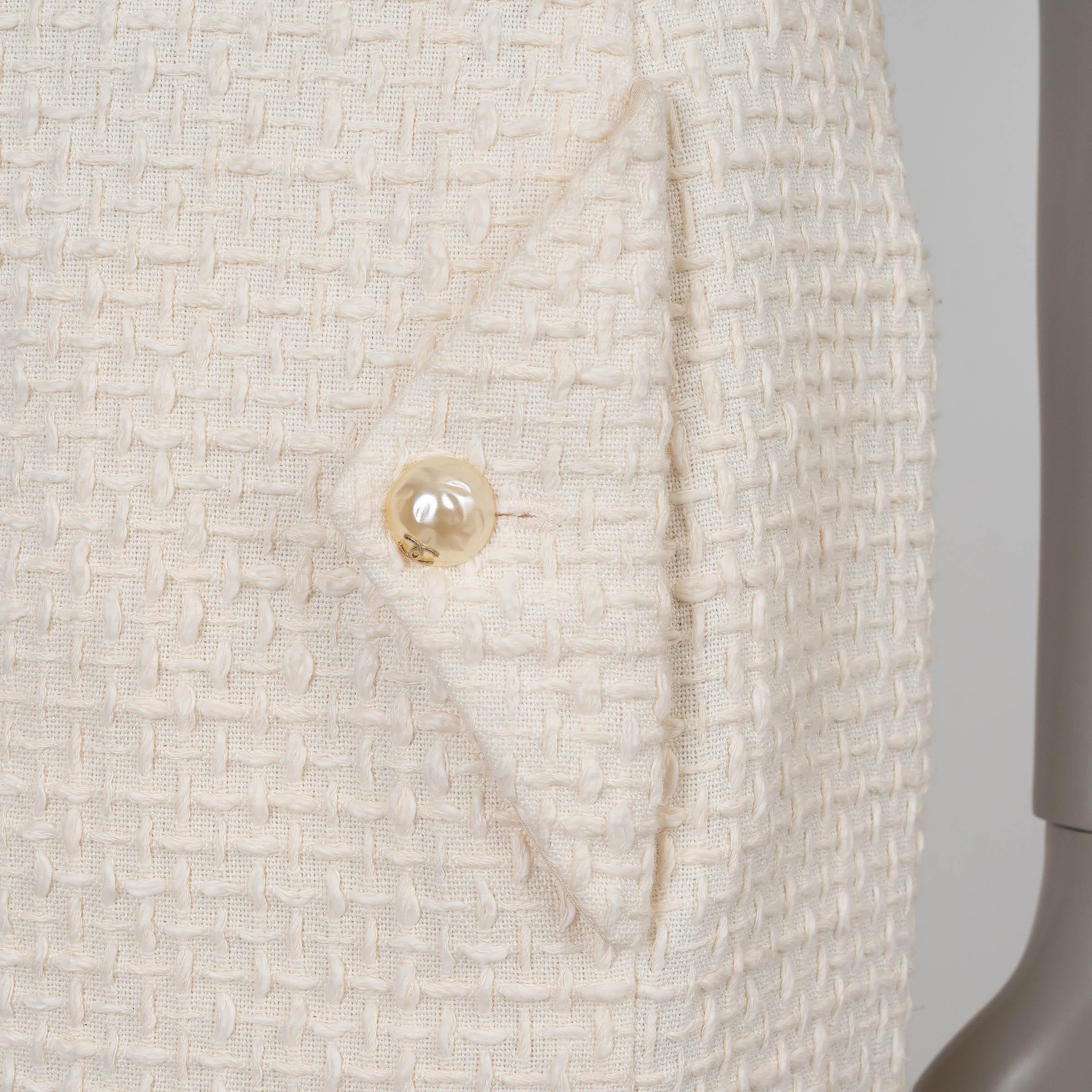 CHANEL cream cotton 12P FLAP POCKET TWEED PENCIL Skirt 36 XS For Sale 1