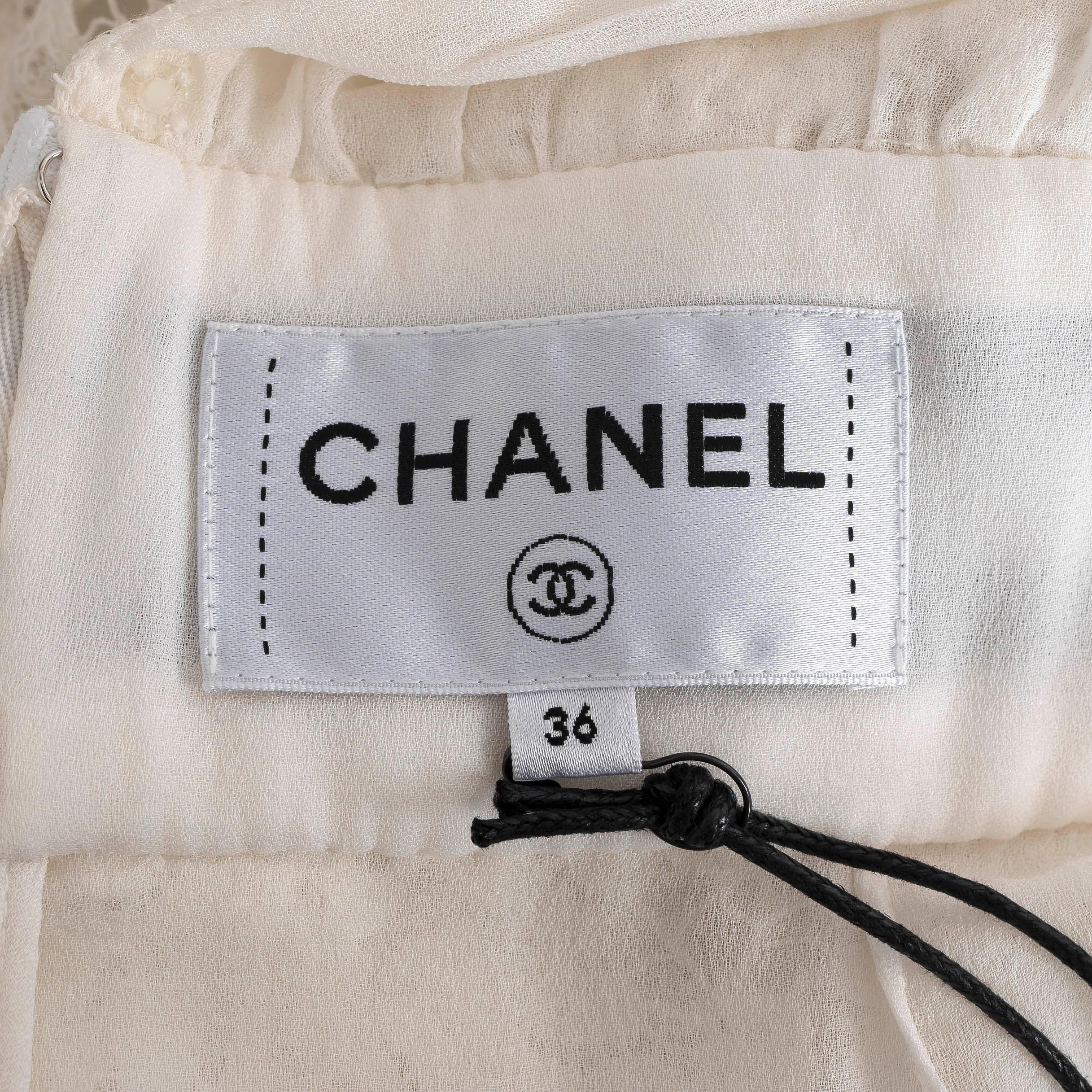 CHANEL algodón crema 17P FLORAL LACE OFF-SHOULDER Vestido MIDI 36 XS en venta 2