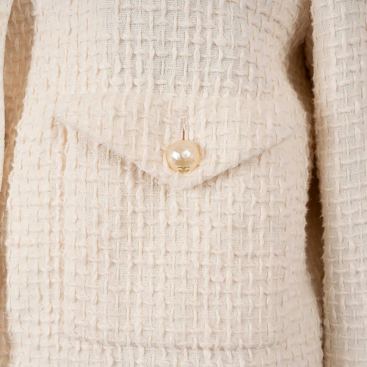 CHANEL cream cotton 2012 12P TEXTURED TWEED LEATHER LAPEL Jacket 40 M For Sale 4