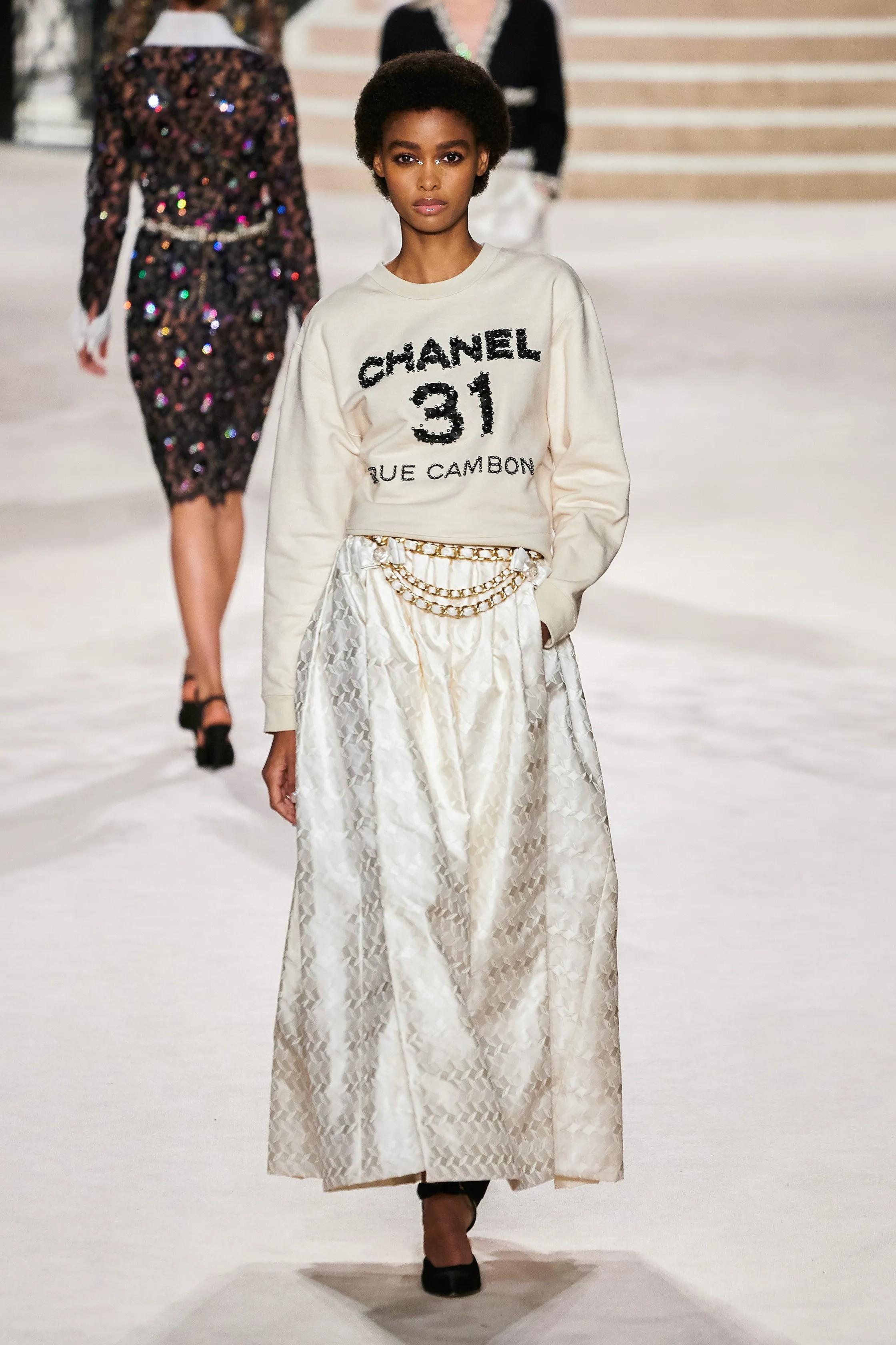 CHANEL cream cotton 20A RUE CAMBON SEQUIN & PEARL Sweater S For Sale 4