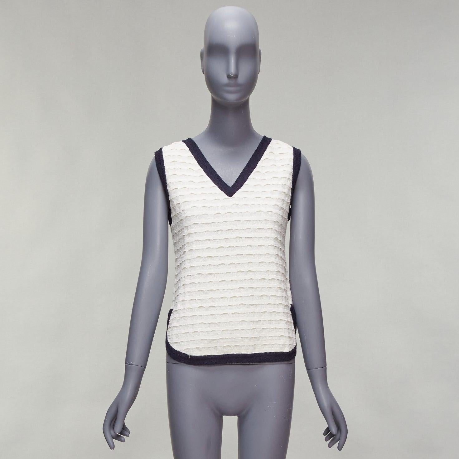 CHANEL cream cotton blend navy towelling trim CC logo knitted vest FR38 M For Sale 4