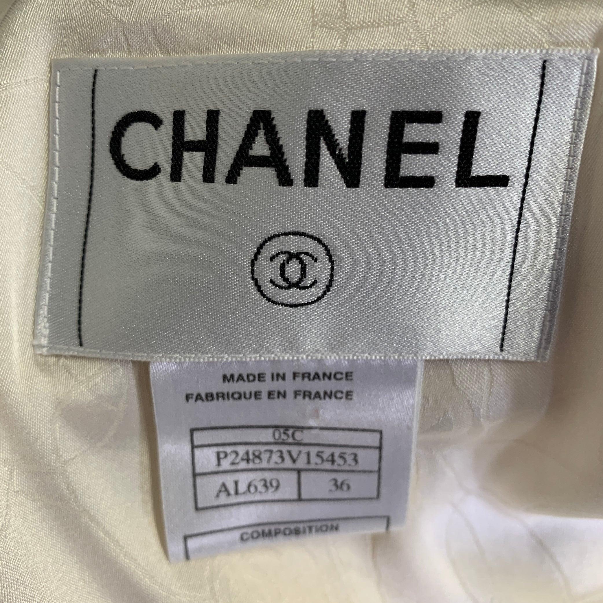 CHANEL Cream Cotton Camelia Pin Single breasted Jacket (Indoor) / Blazer 1