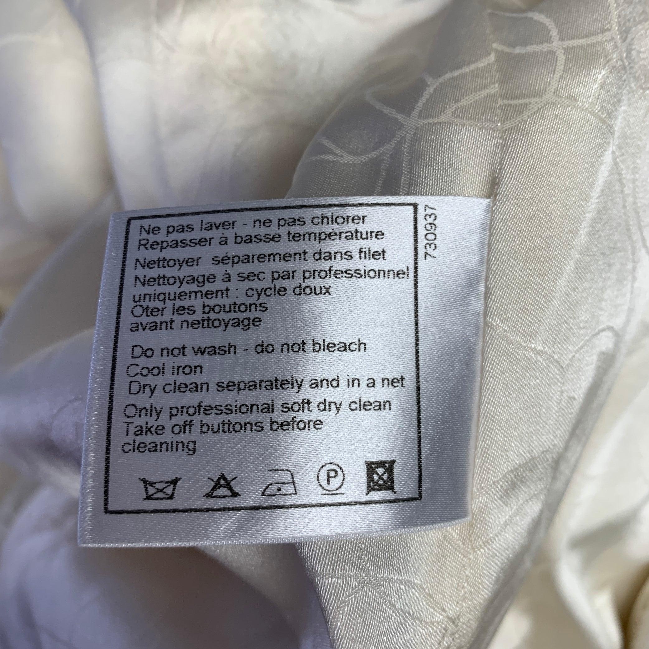 CHANEL Cream Cotton Camelia Pin Single breasted Jacket (Indoor) / Blazer 3