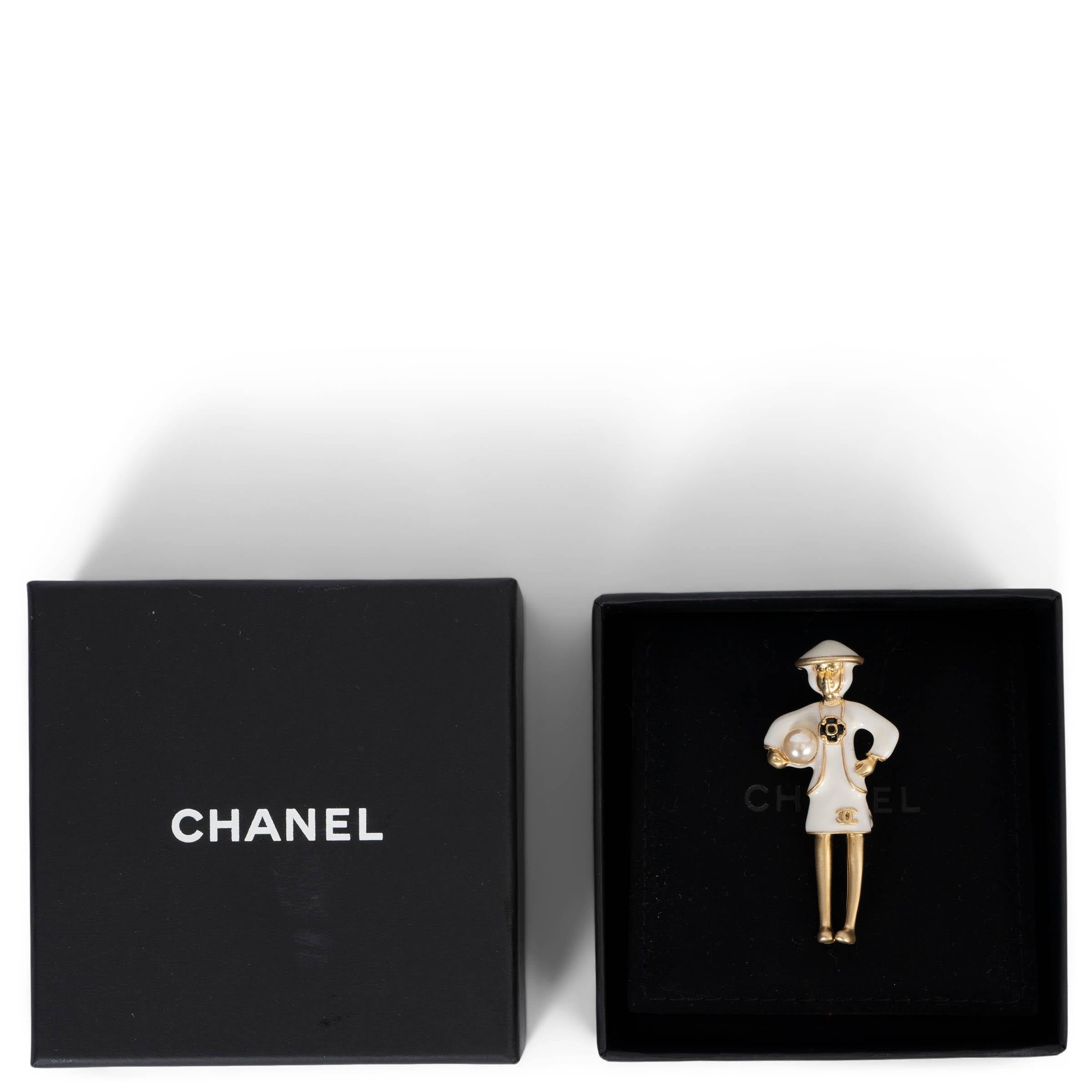 CHANEL crema y esmalte dorado Broche MADAME COCO 2