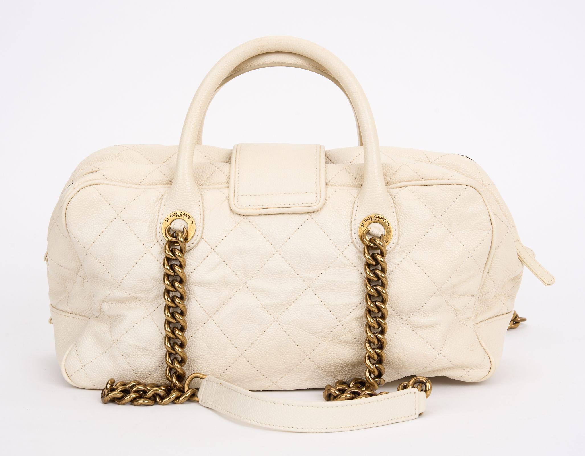 Chanel Cream Gold Shiva Bowling Bag In Excellent Condition For Sale In West Hollywood, CA