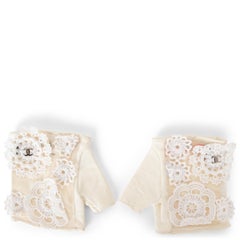 CHANEL Cremefarbene Gläser aus LACE & LEDER FINGERLESS 7,5