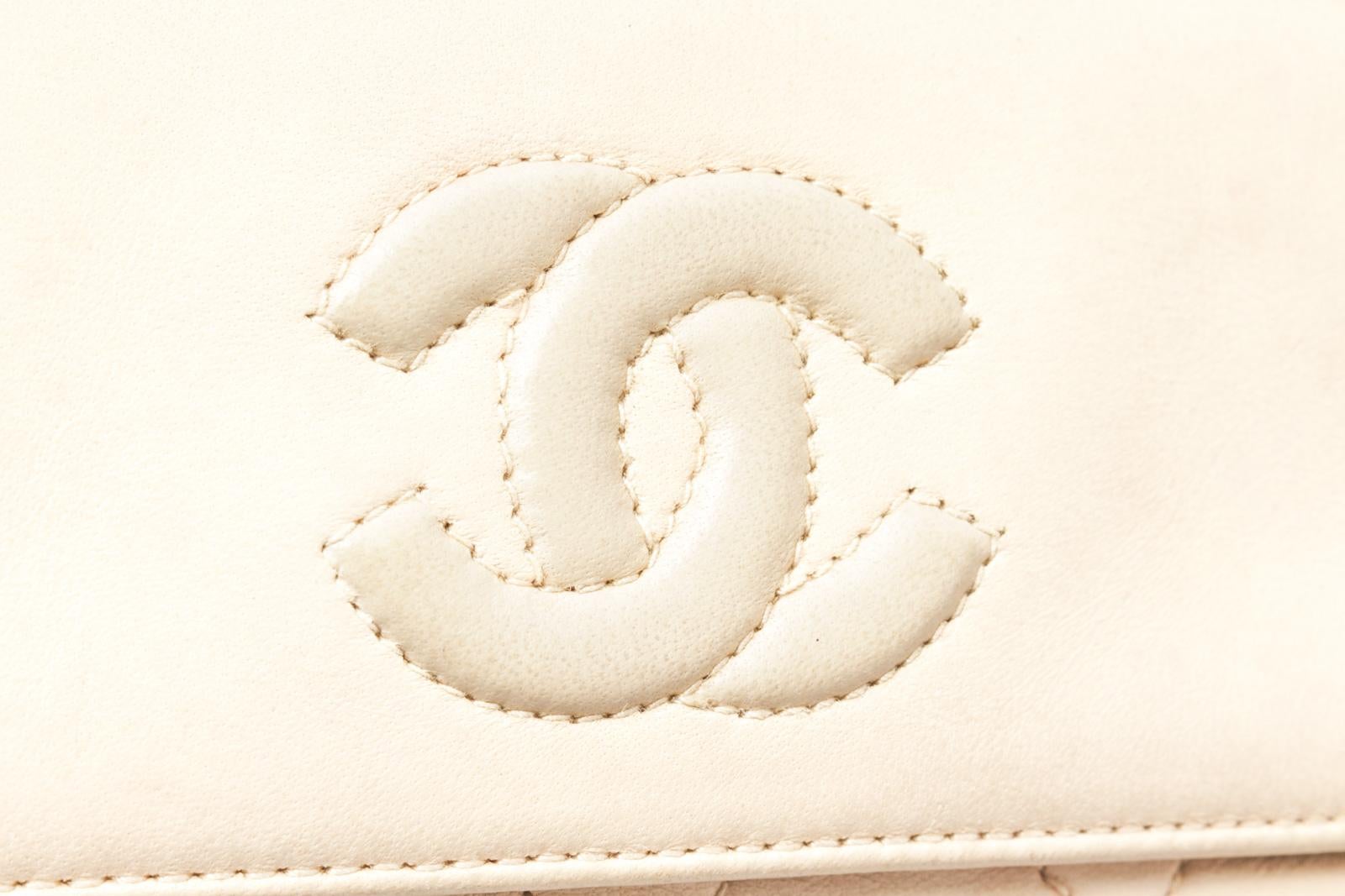 Chanel Cream Lambskin Tassel Camera Shoulder Bag 2