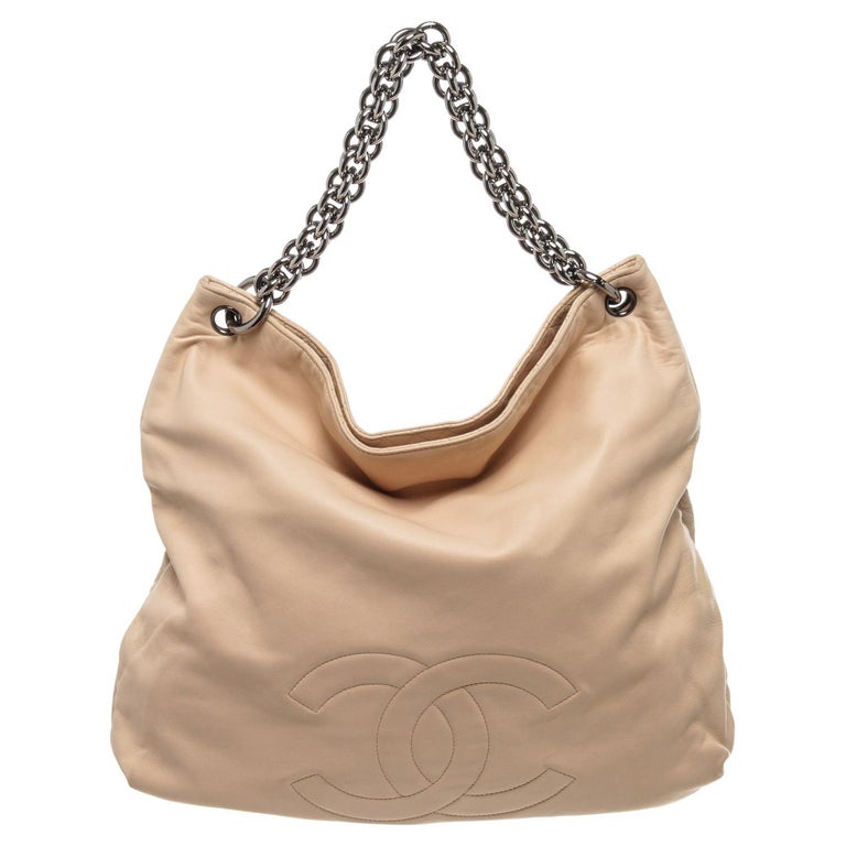 Chanel Cream Leather CC Chain Hobo Bag at 1stDibs