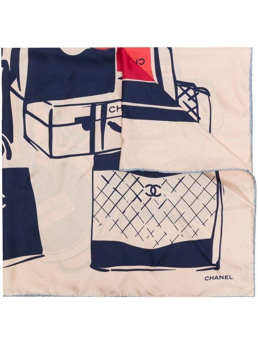 Designed with a motif of Chanel's iconic handbags, such as the classic flap and the Chanel backpack. This pre-owned white silk scarf has been signed off with the brand's famous logo. Wear it around your neck or in your hair. Twist it through your