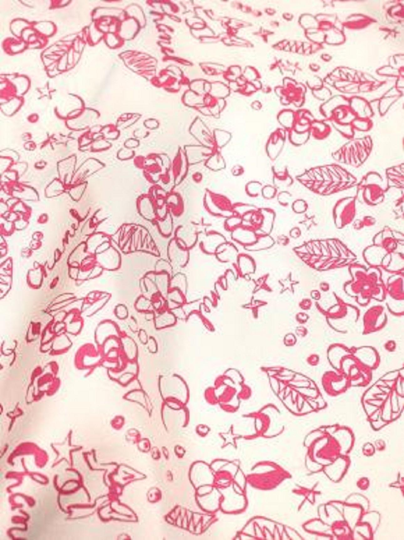 Chanel Cream & Pink CC Floral Scarf In Good Condition For Sale In London, GB