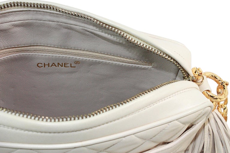 Chanel Cream Quilted Leather Crossbody Bag For Sale at 1stDibs cream