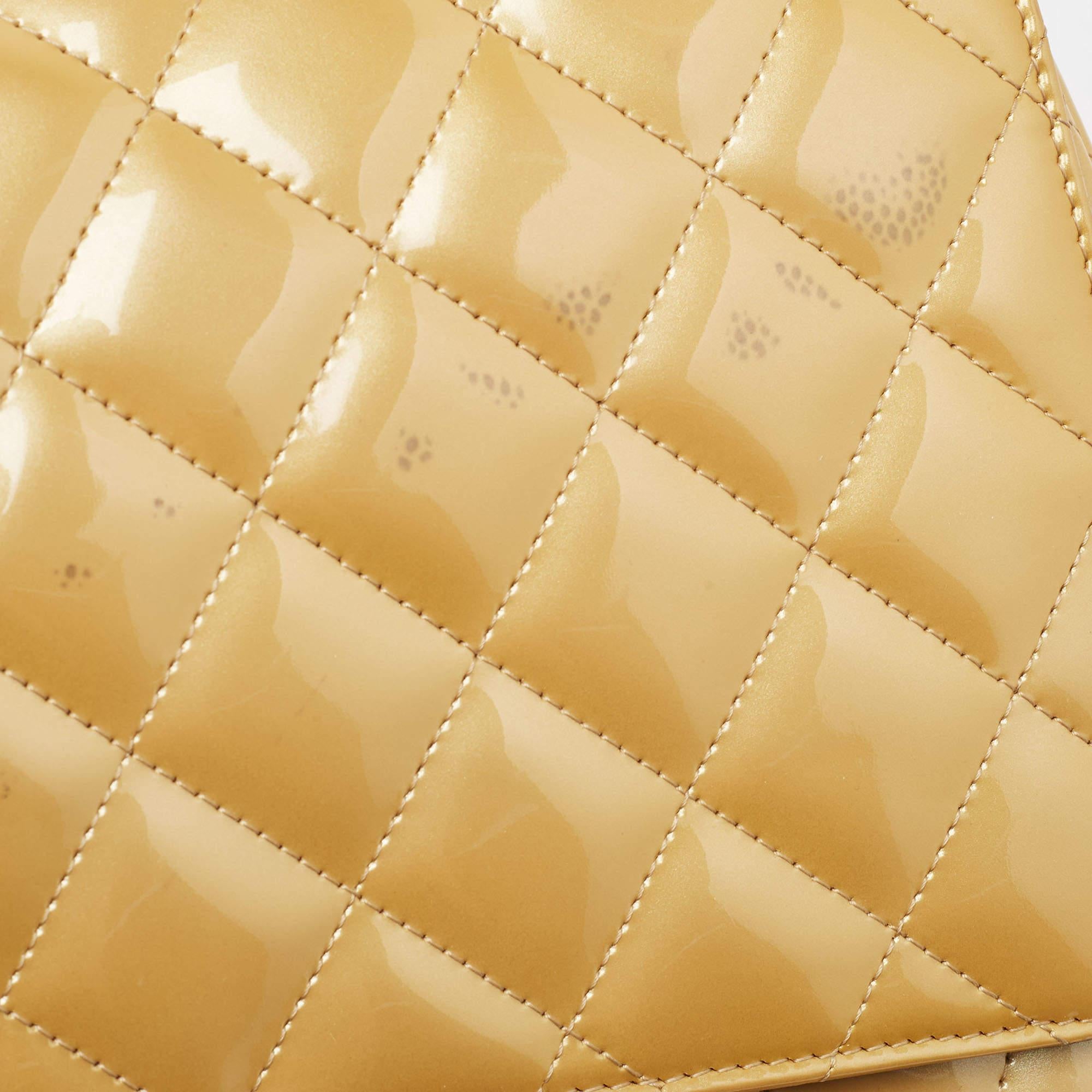 Chanel Cream Quilted Patent Leather Maxi Classic Single Flap Bag For Sale 6