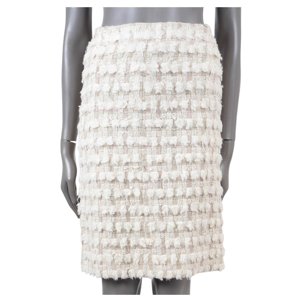 CHANEL cream silk blend 2005 05A CHUNKY TWEED Skirt 38 S For Sale