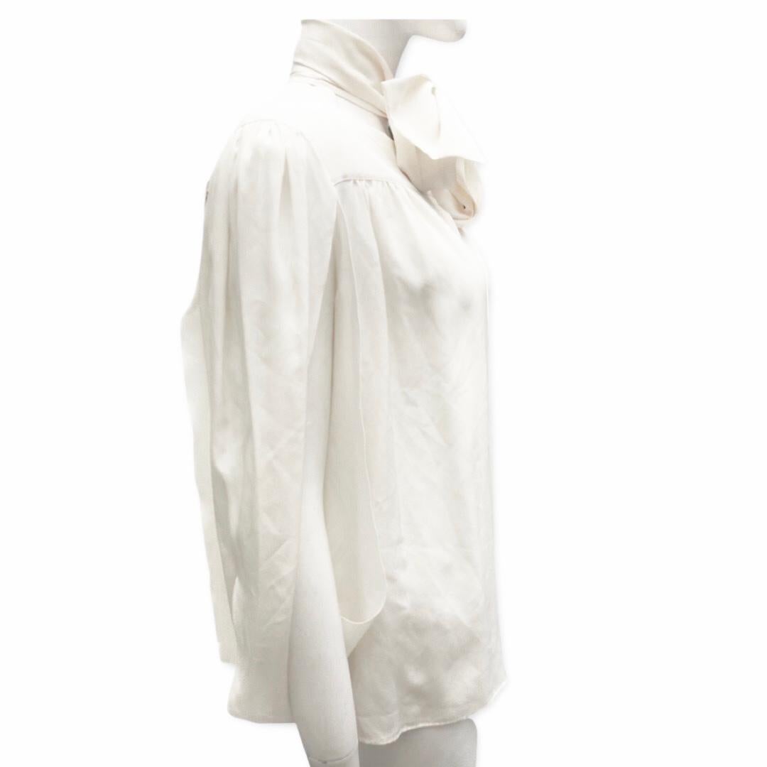 Beige Chanel cream silk cut out sleeves blouse For Sale