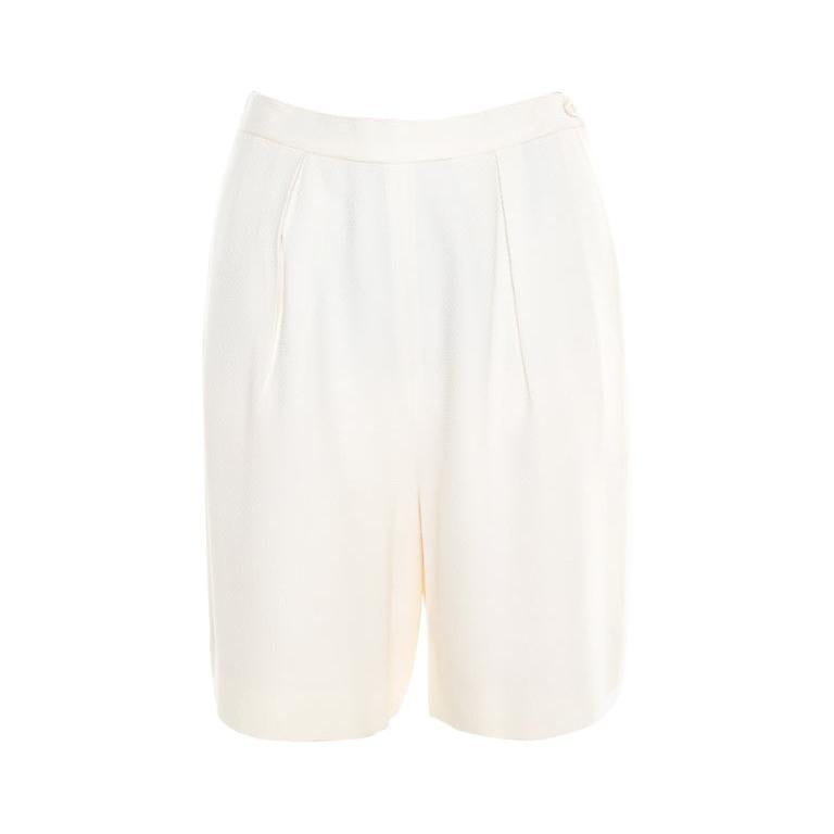 Chanel Cream Textured High Waist Shorts M For Sale at 1stDibs