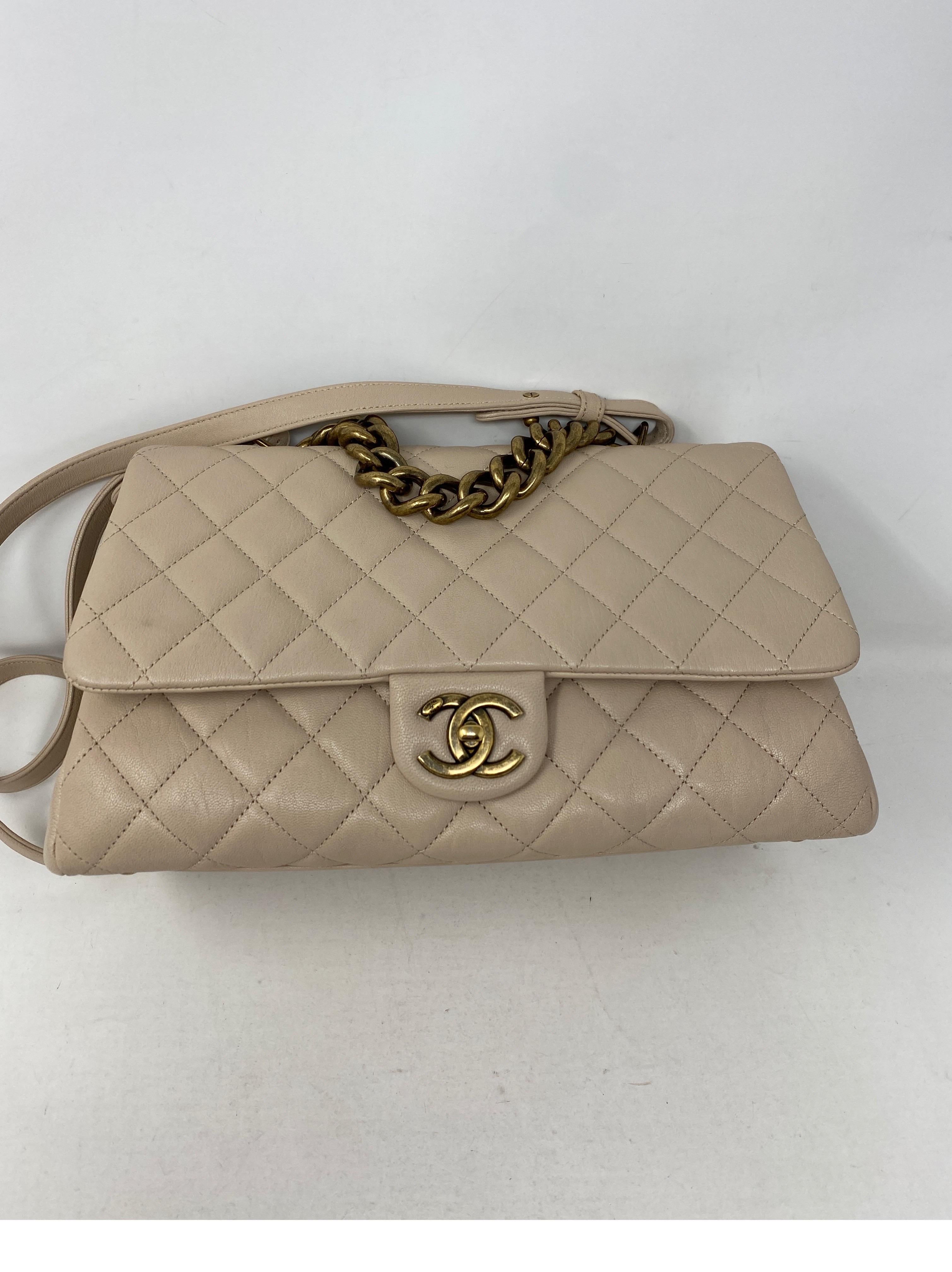 Chanel Cream Trapezio Bag 2