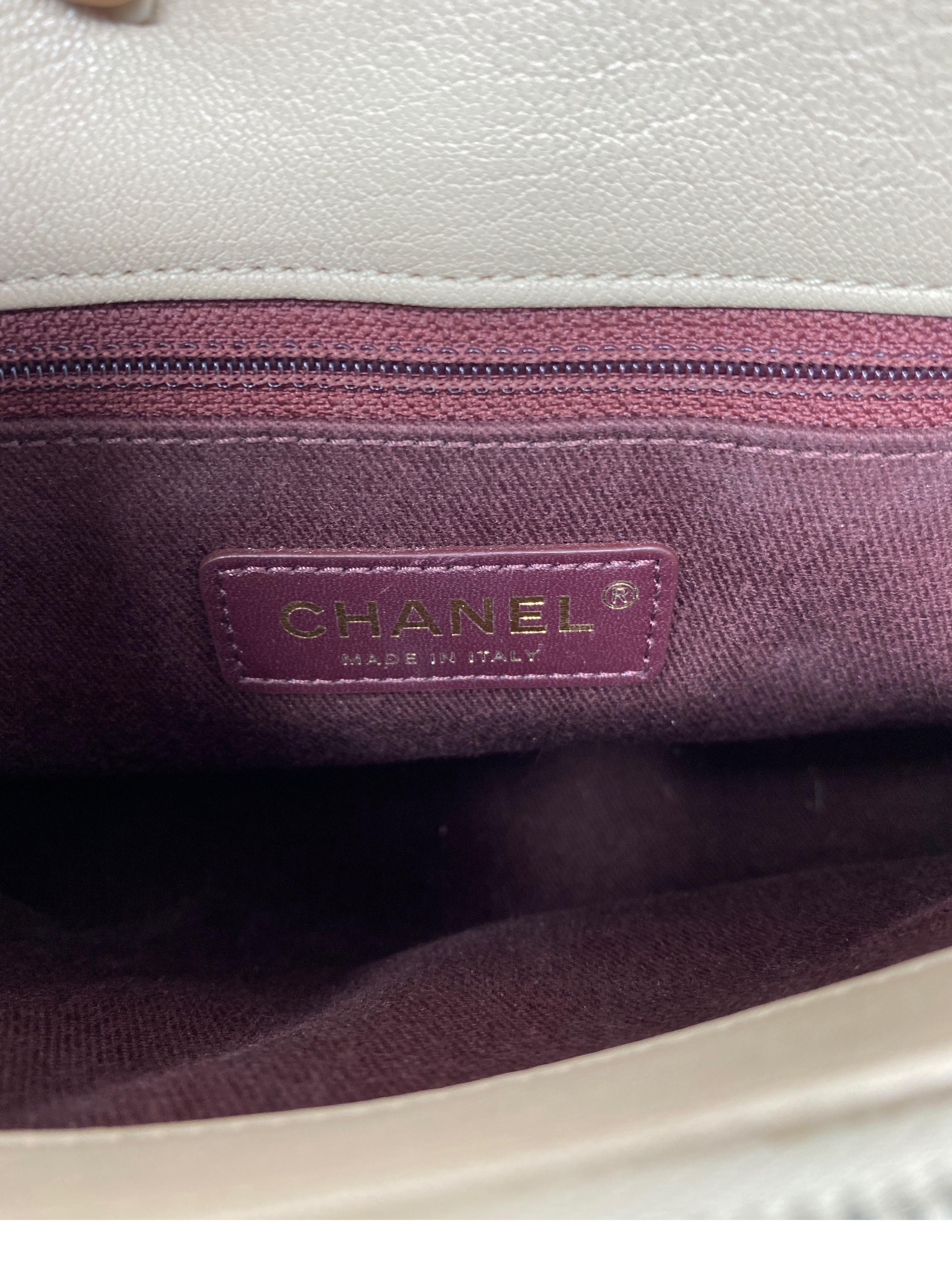 Chanel Cream Trapezio Bag 11