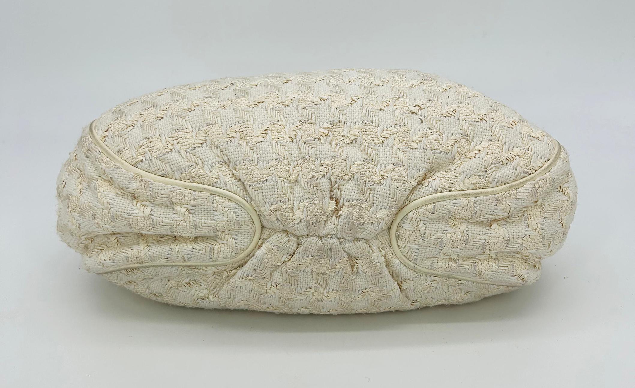 Chanel Cream Tweed Boucle Knitting Bag For Sale 2