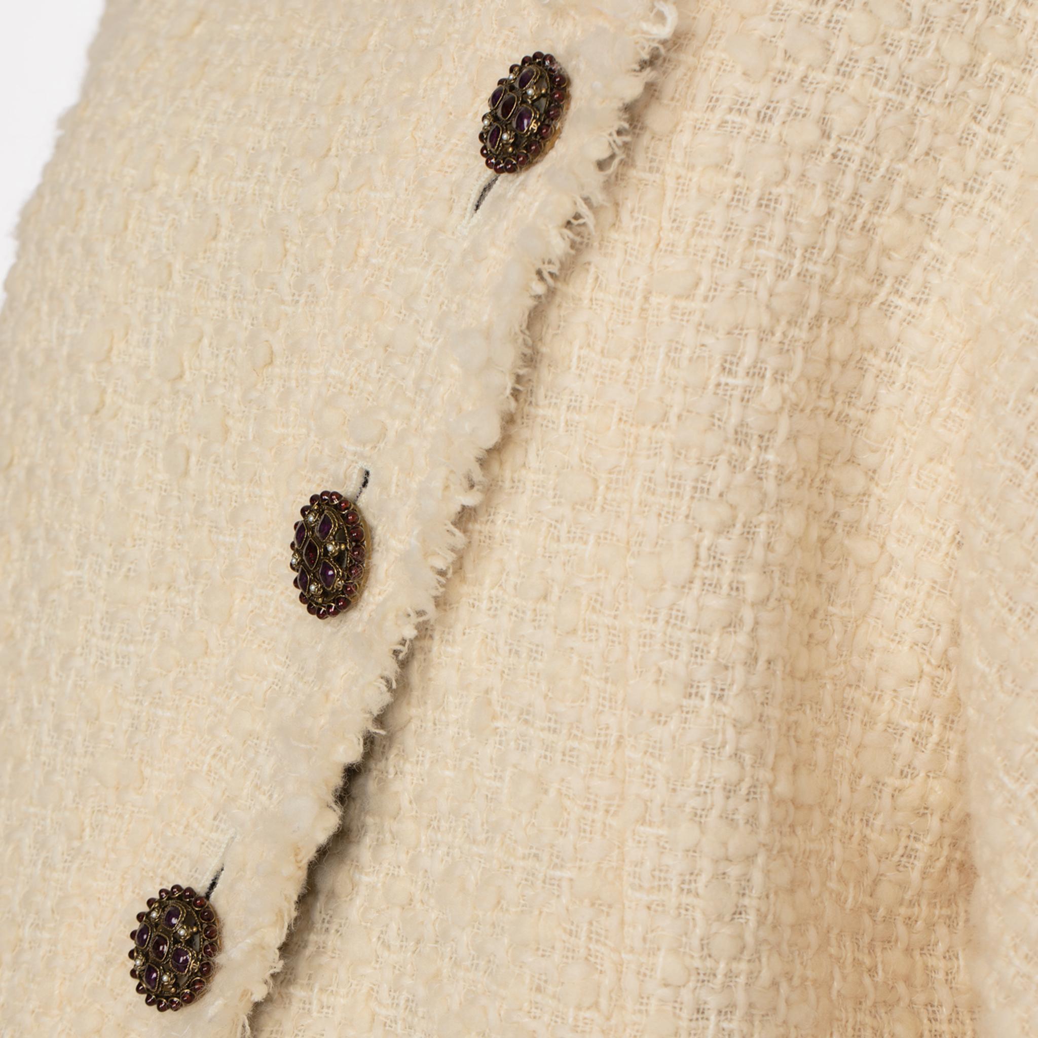 Chanel Creme Tweed Jacke mit karierten Futter 42 FR 2