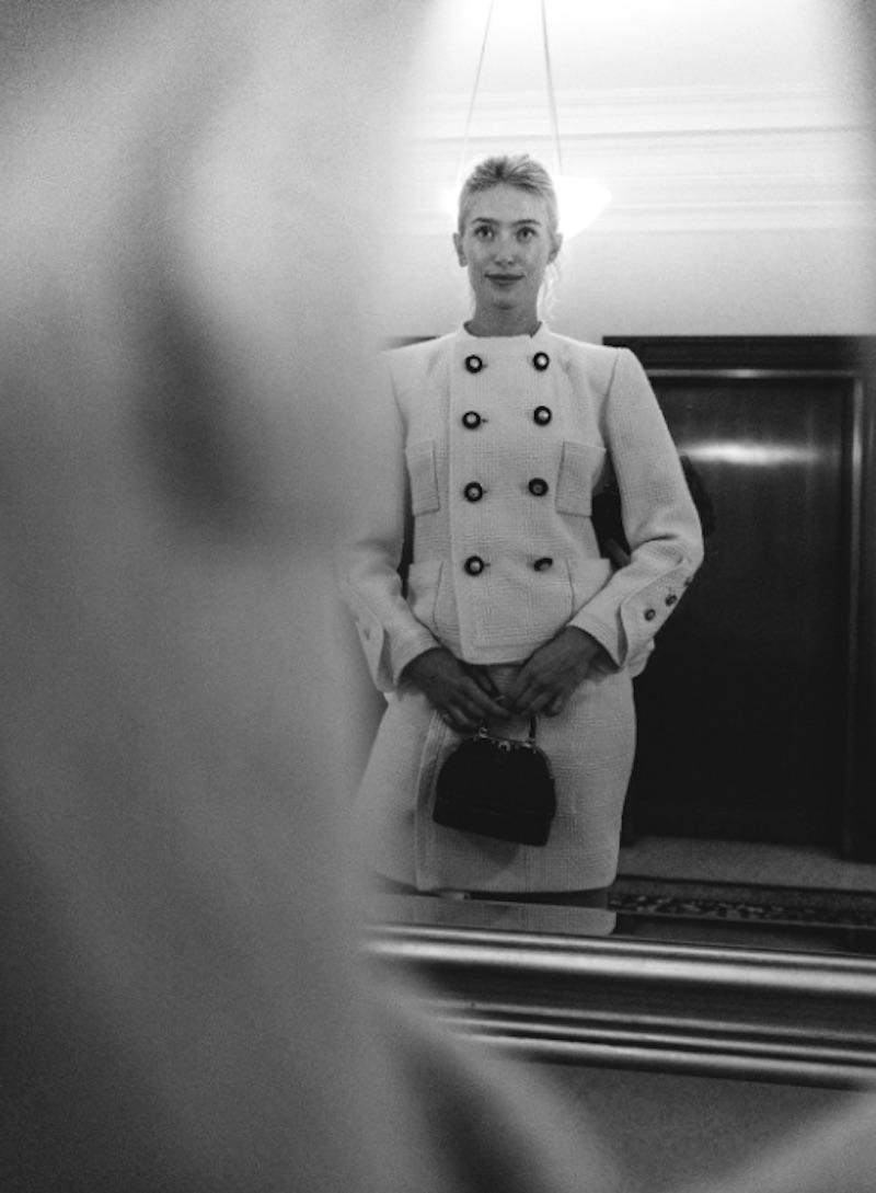 Costume jupe Chanel en tweed crème avec boutons Coco Chanel Excellent état - En vente à New York, NY