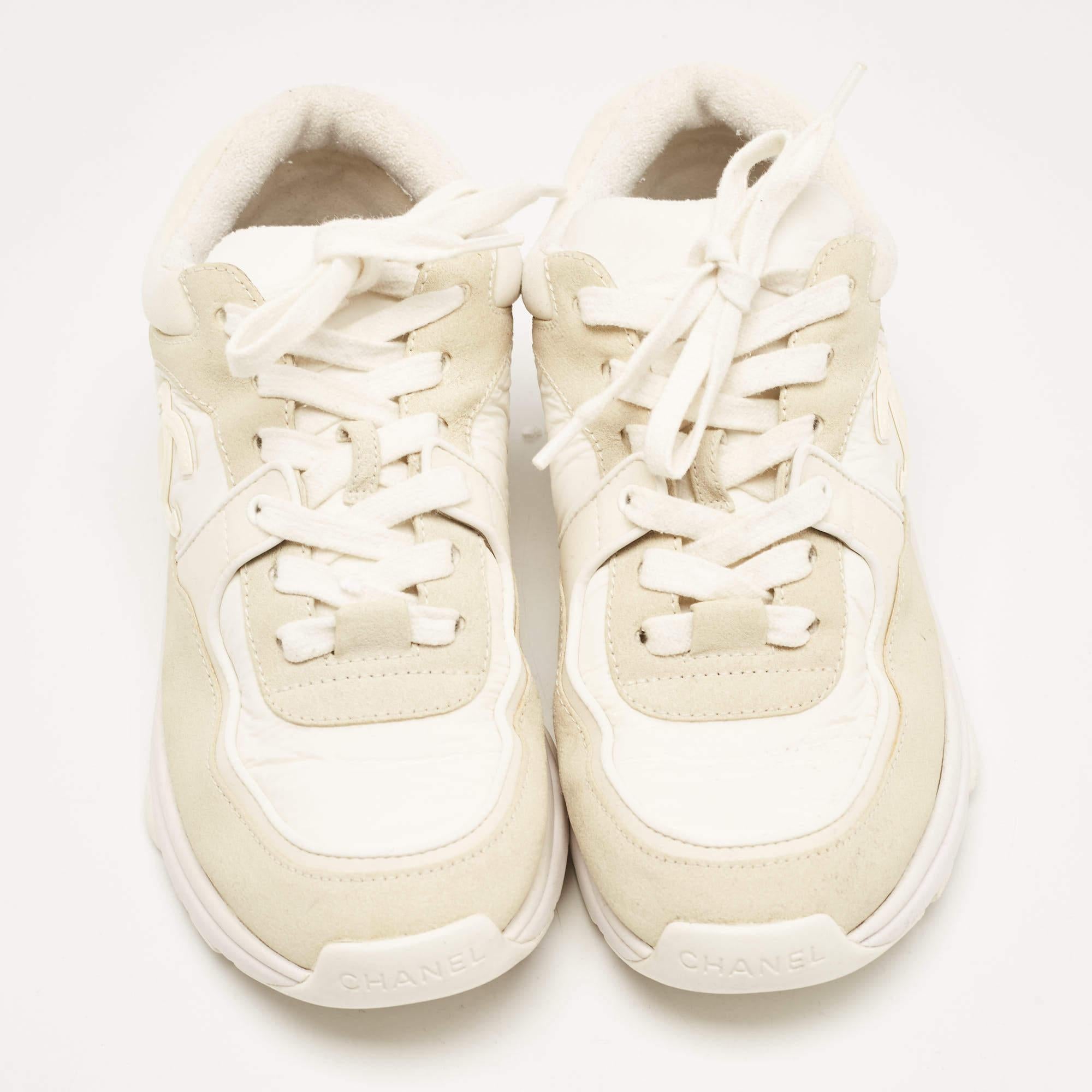 Upgrade your style with these Chanel sneakers. Meticulously designed for fashion and comfort, they're the ideal choice for a trendy and comfortable stride.

Includes: Original Dustbag