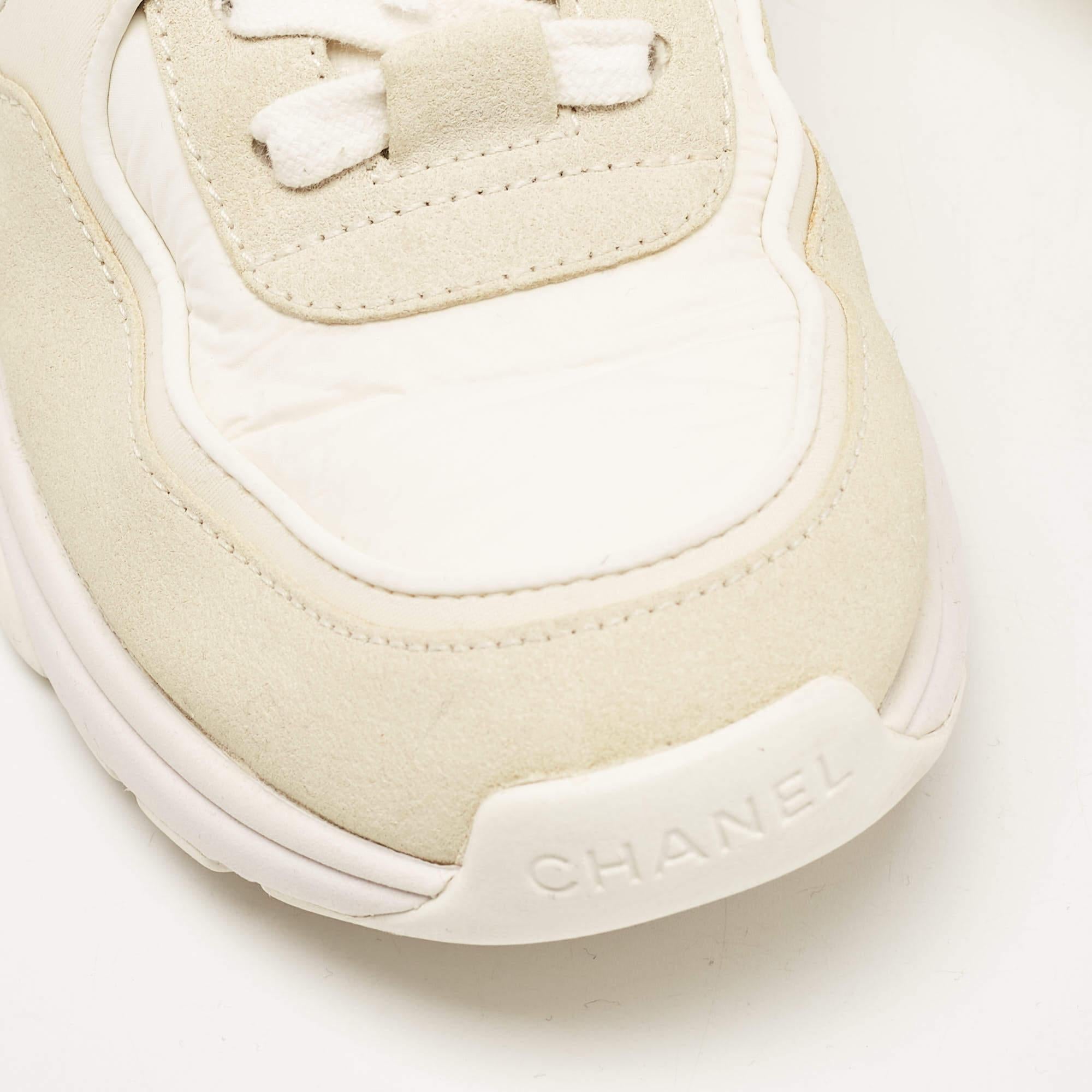 Chanel Cream/White Fabric and Suede CC Low Top Sneakers Size 36 3