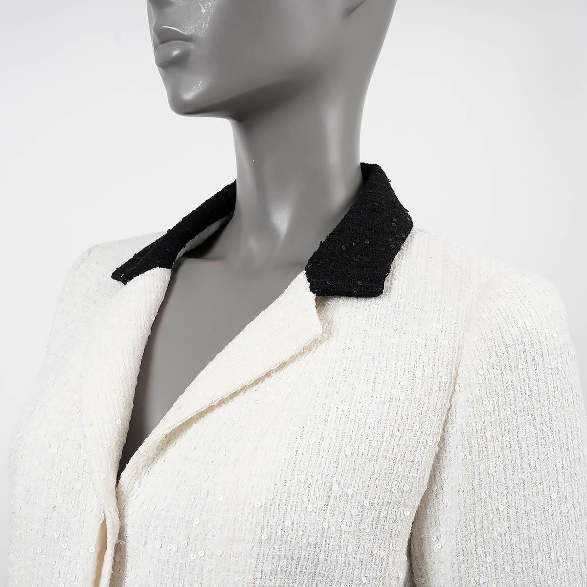 CHANEL cream wool 2004 04P SEQUIN TWEED Jacket S-M For Sale 3