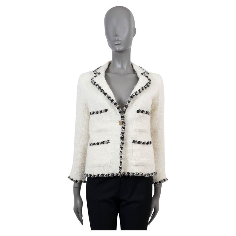 CHANEL cream wool 2006 06A BRAID TRIM TWEED Jacket 38 S at 1stDibs