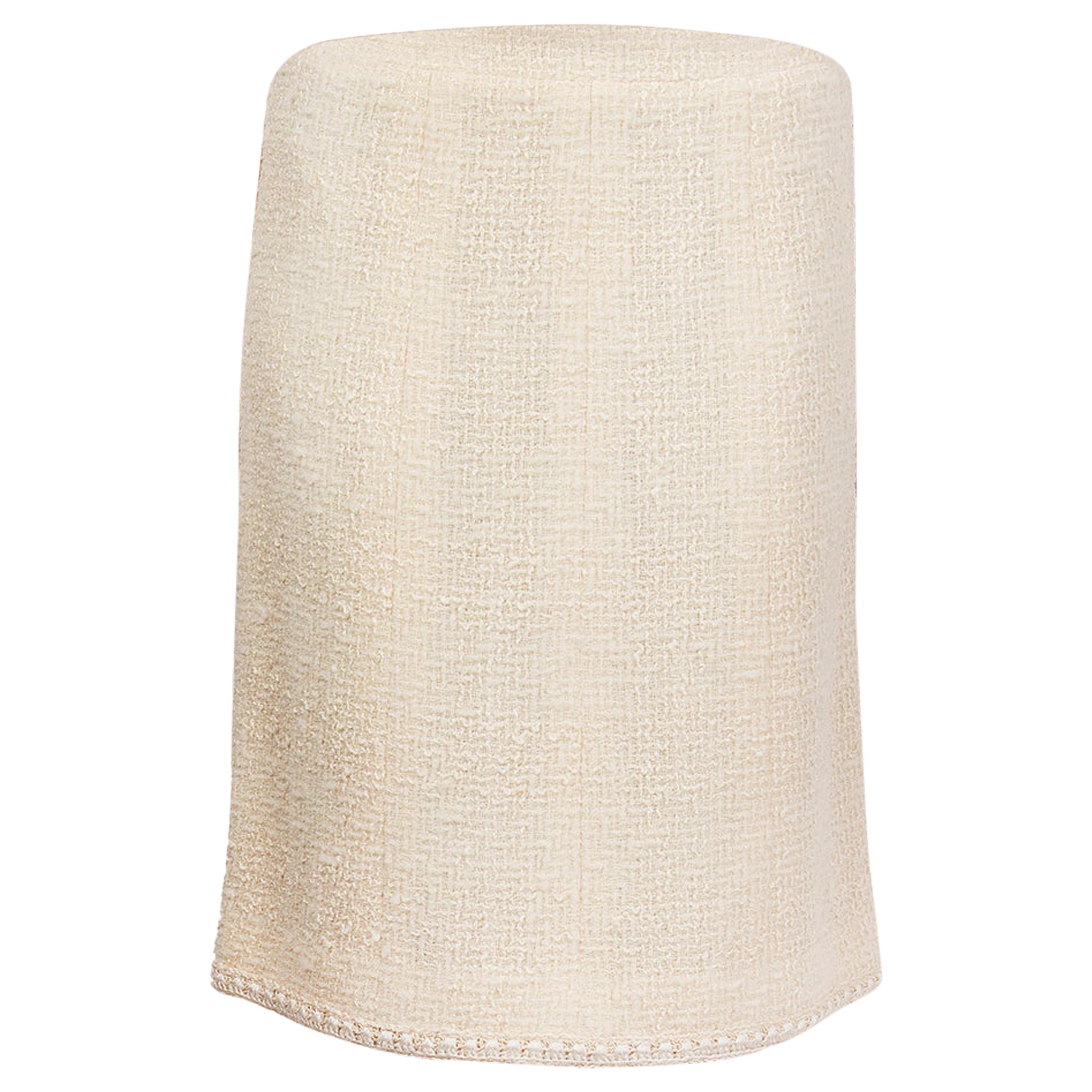 CHANEL cream wool BOUCLE TWEED Knee Length Skirt 36 XS For Sale