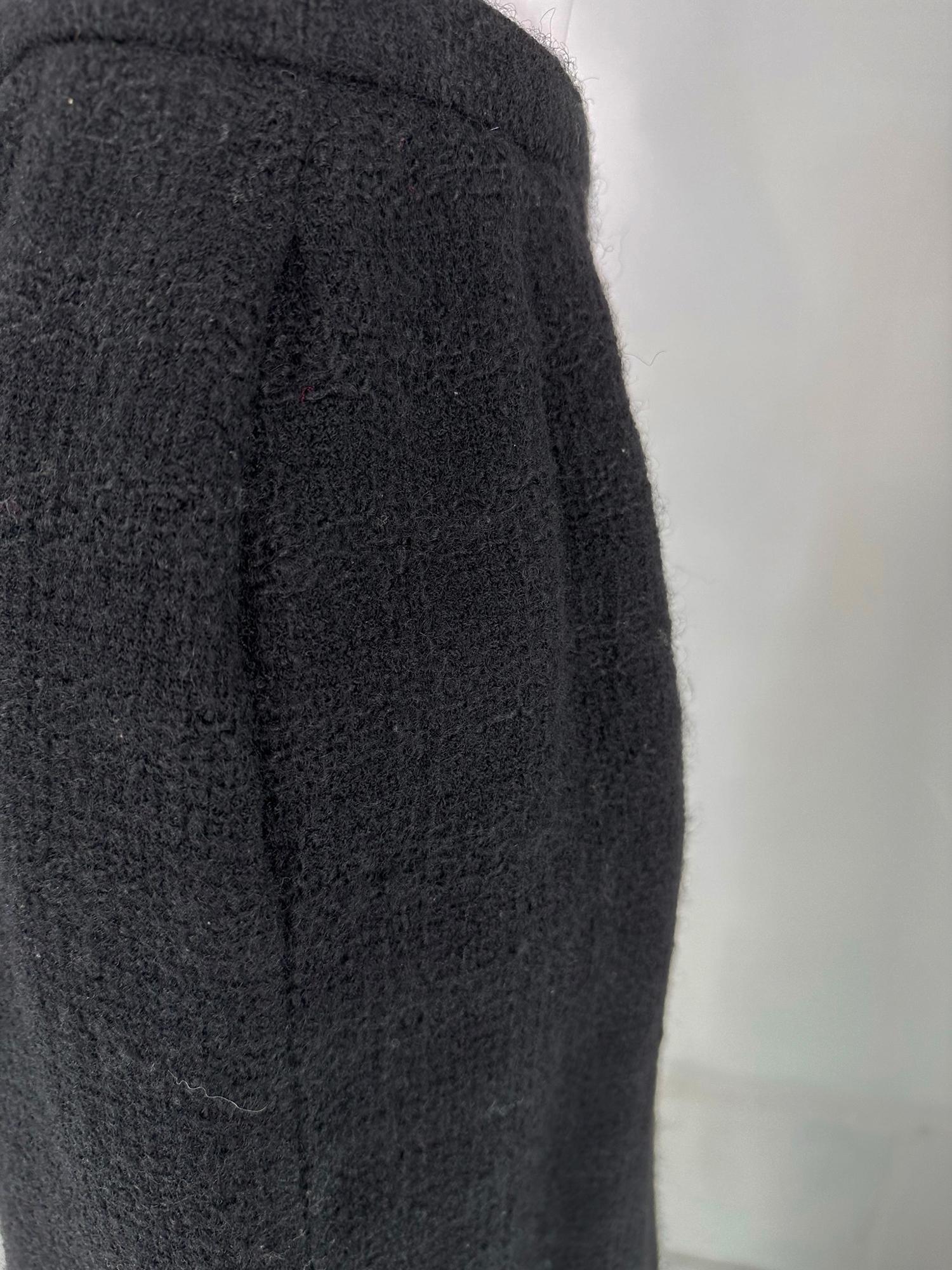 Chanel Creations-Paris Black Boucle Wool Suit 1971 For Sale 8