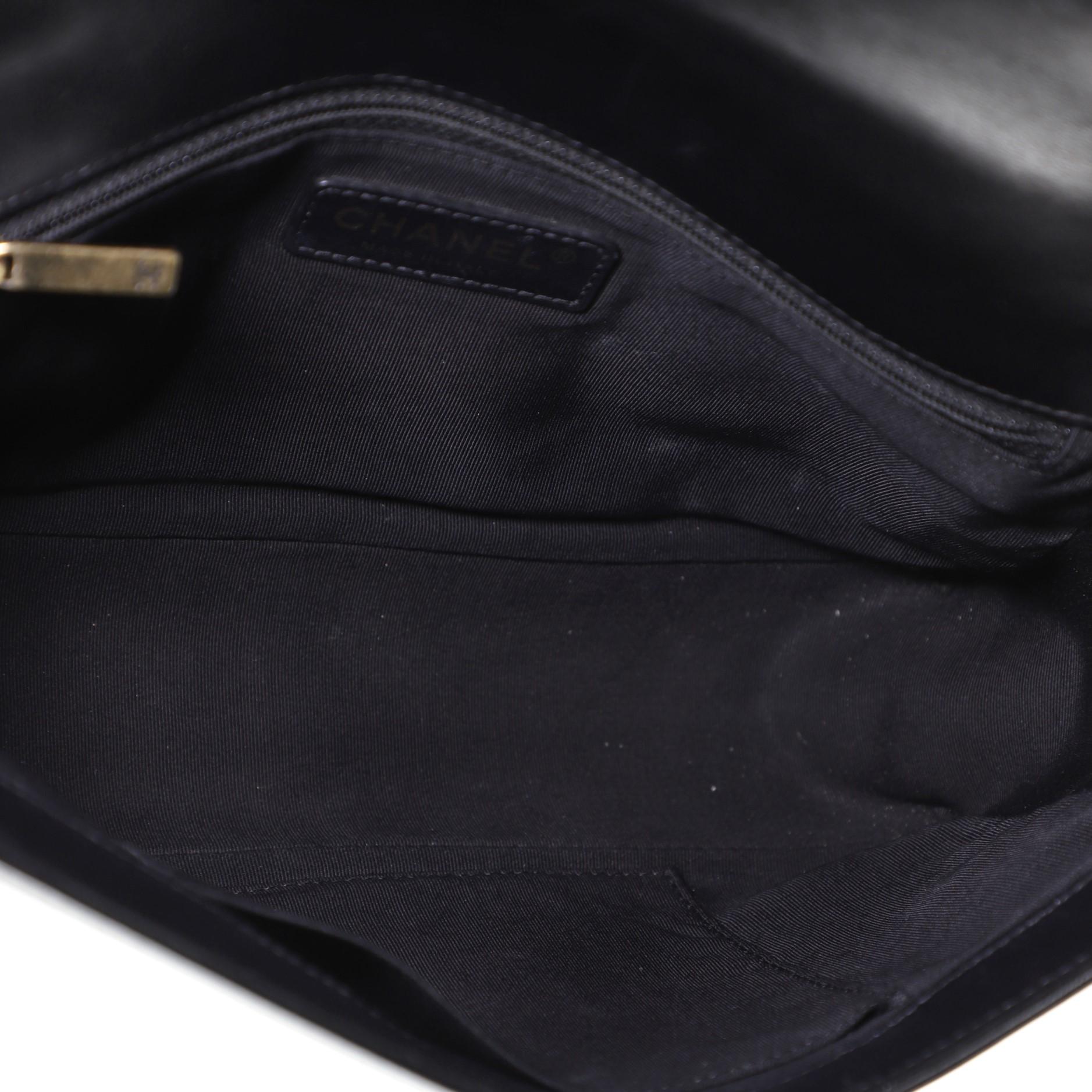 Chanel Crest Boy Flap Bag Quilted Lambskin New Medium 4