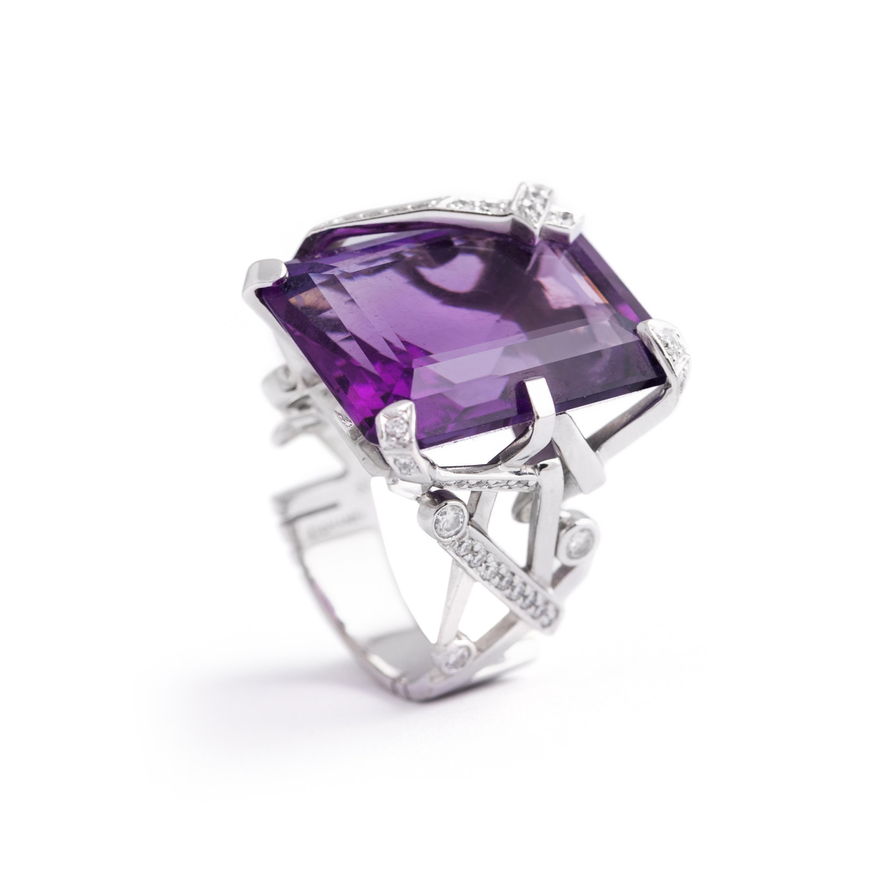 Aesthetic Movement Chanel Cristaux Glaces Amethyst Diamond 18K White Gold Ring For Sale