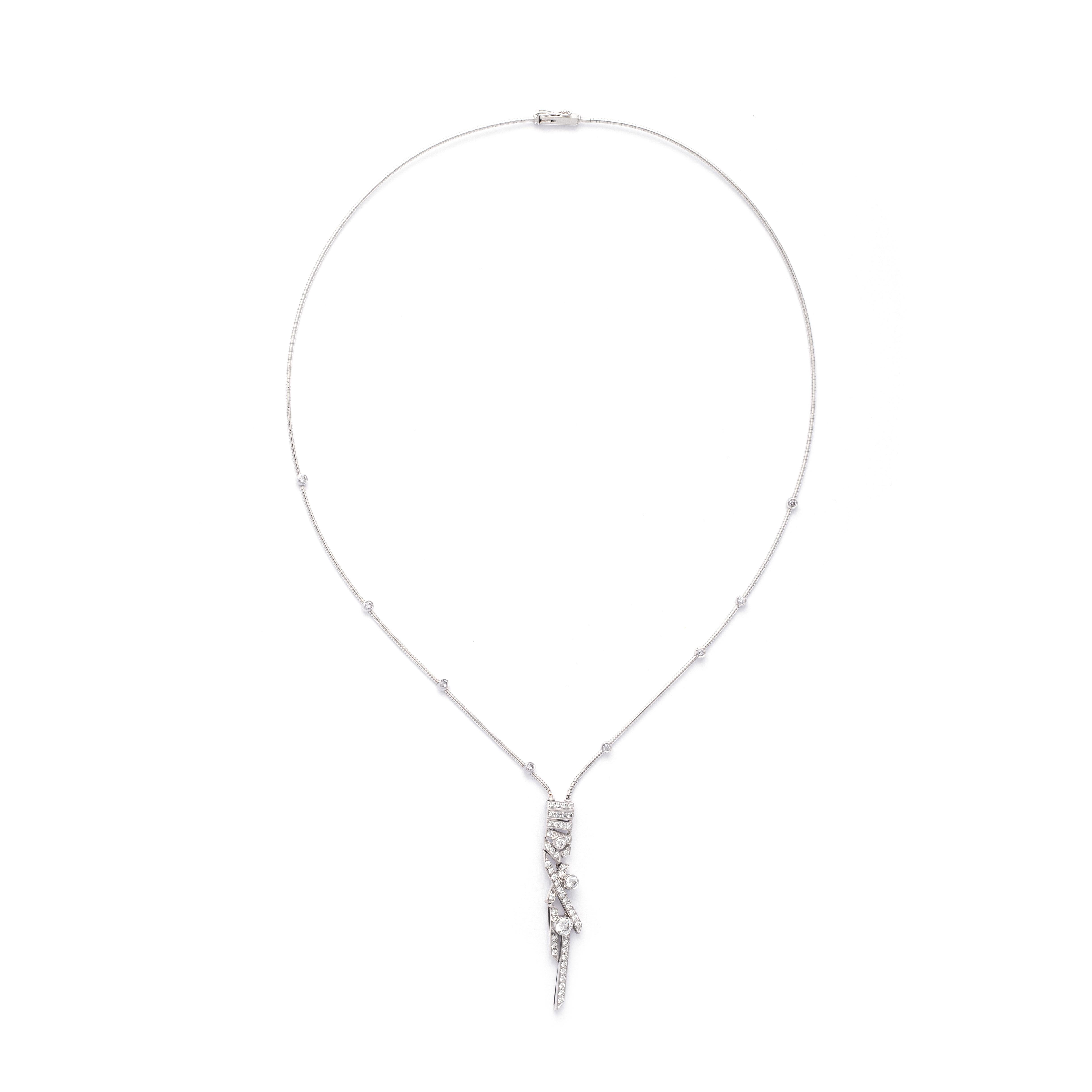 Aesthetic Movement Chanel Cristaux Glaces Diamond 18K White Gold Necklace Earrings For Sale