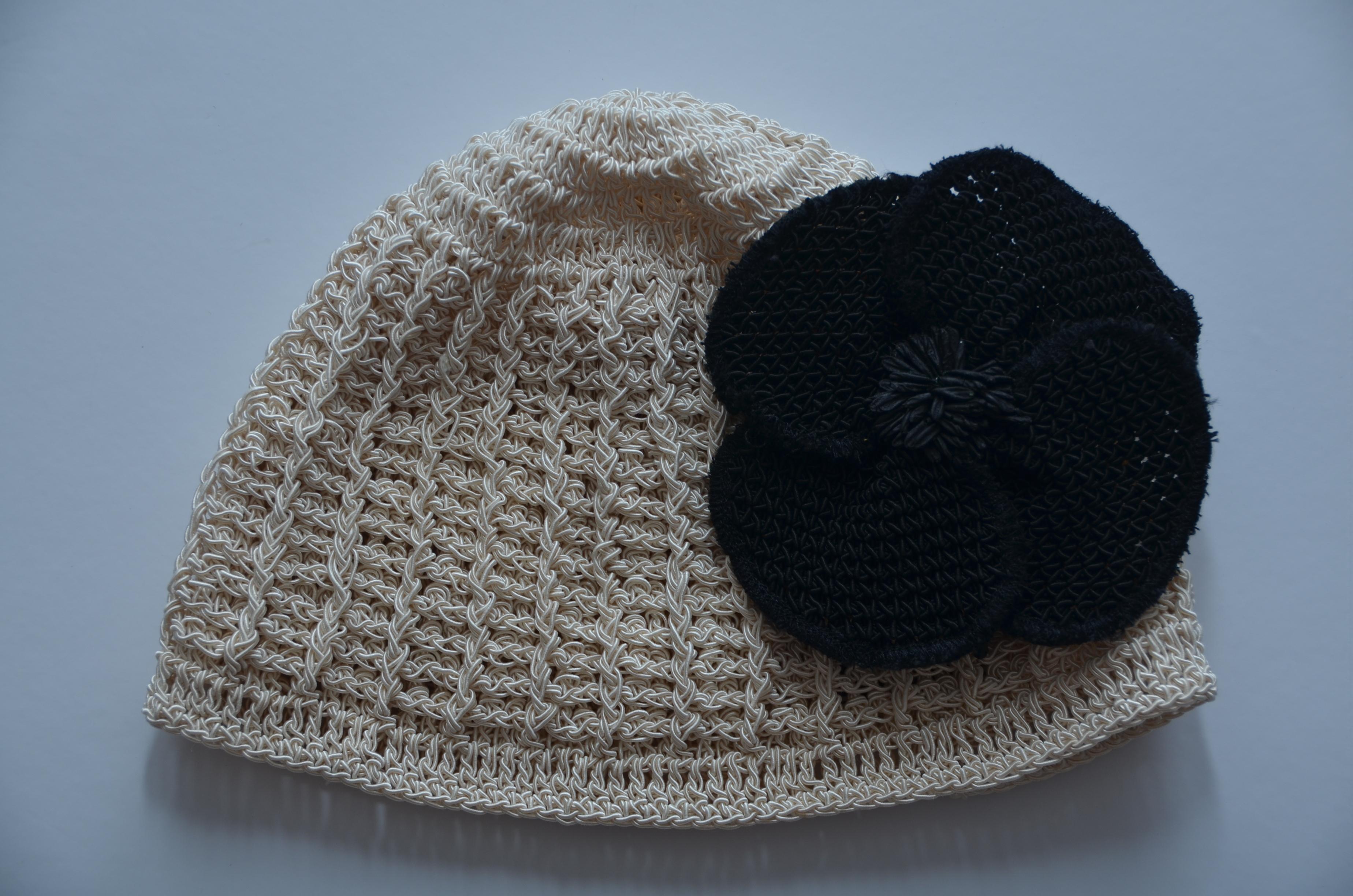 CHANEL Crochet Camellia Hat Beanie With Black Camellia Flower   Mint  2