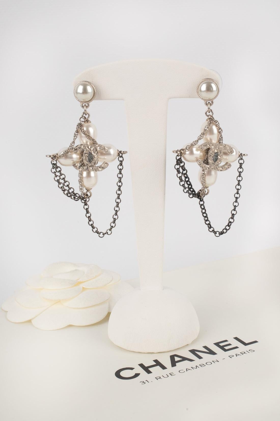 Chanel Cross Earrings with Pearls, 2018 3
