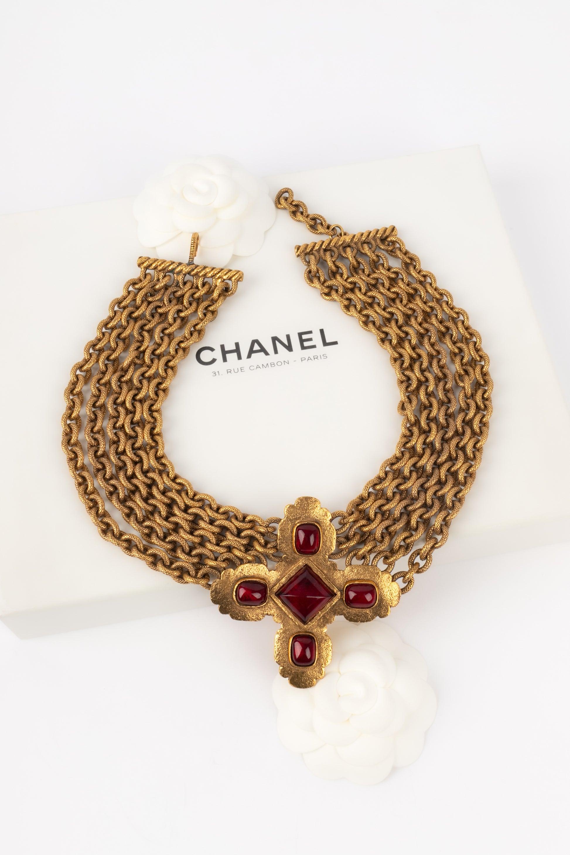 Chanel Cross Golden Metal Short Necklace with Red Glass Paste, 1990s For Sale 5