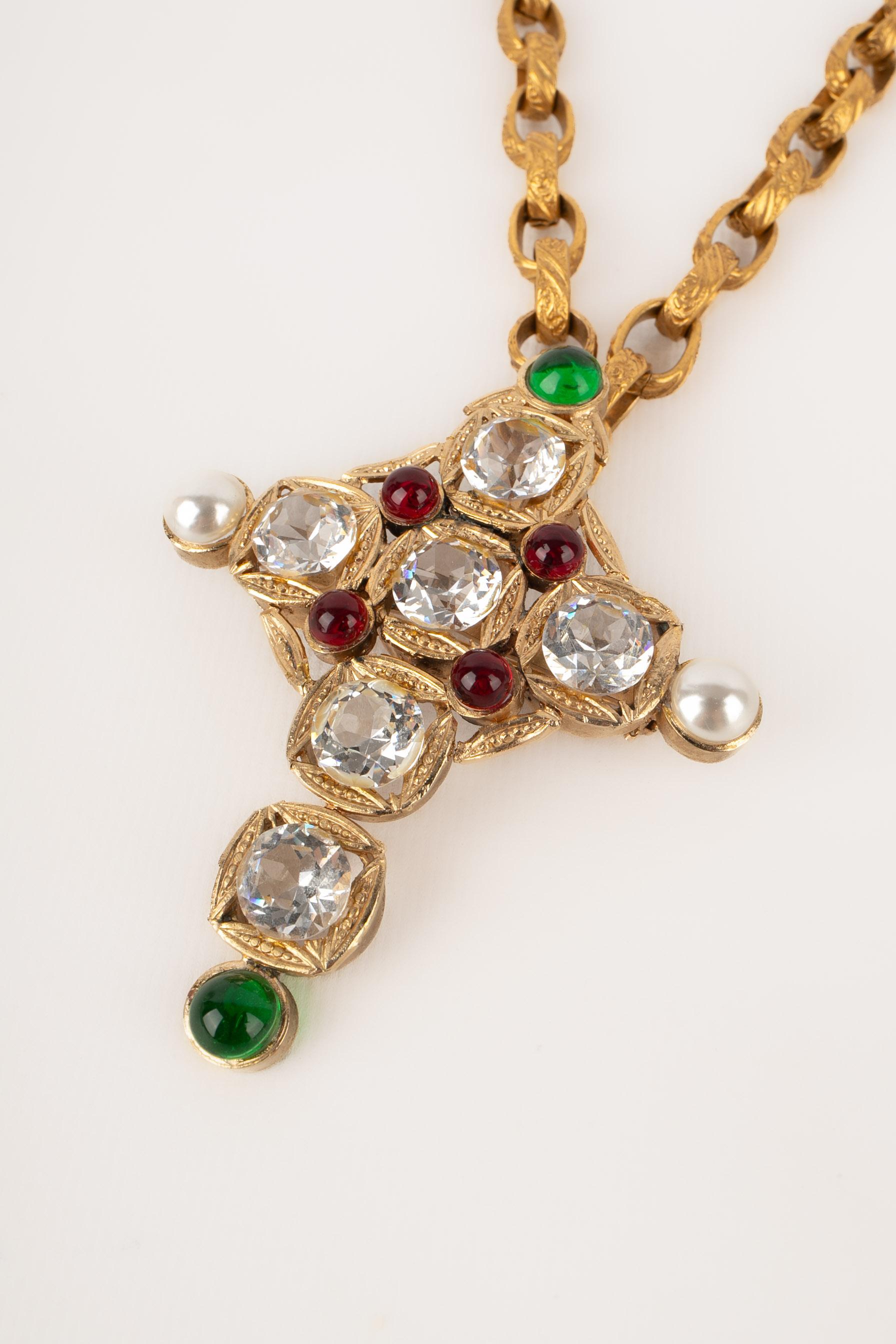 Collana con croce di Chanel (attribuita a) in vendita 1