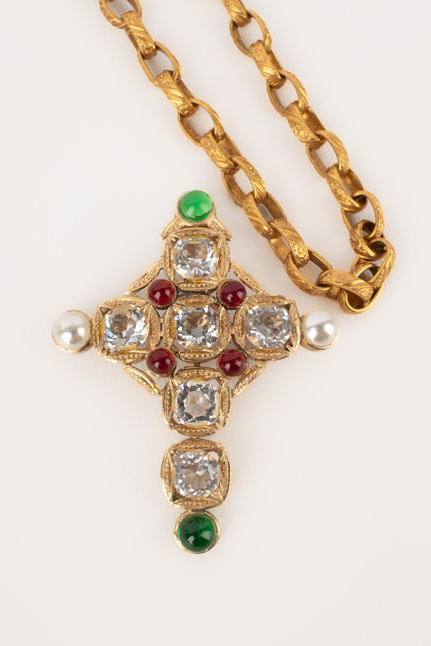 Collana con croce di Chanel (attribuita a) in vendita 4