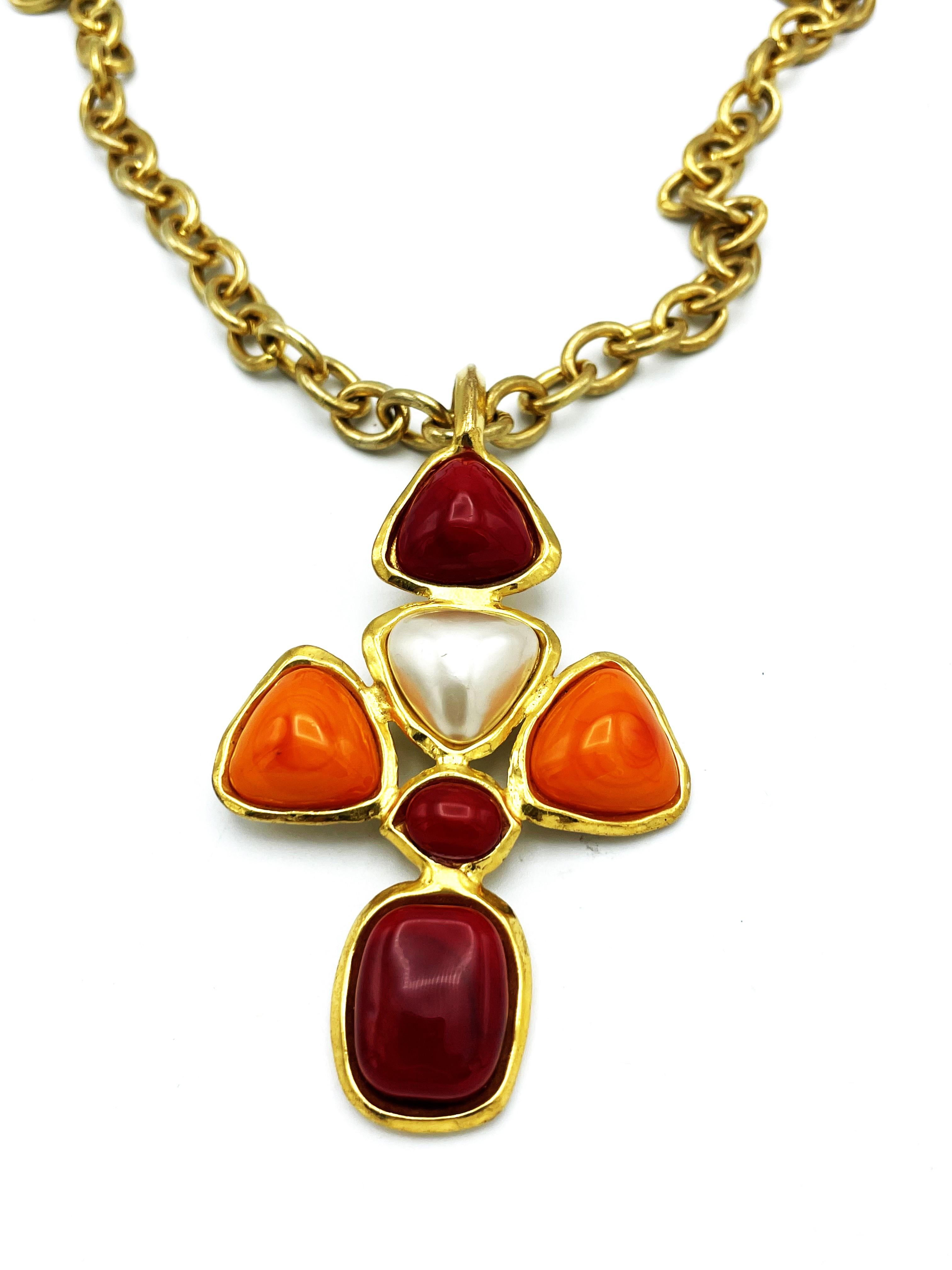 CHANEL CROSS NECKLACE wine red + orange Gripoix glass, faux pearl, signed 93 P In Excellent Condition For Sale In Stuttgart, DE