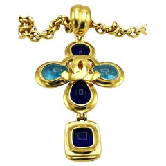 CHANEL CROSS on chain, light blue and dark blue Gripoix glass, goldplated, 97 A