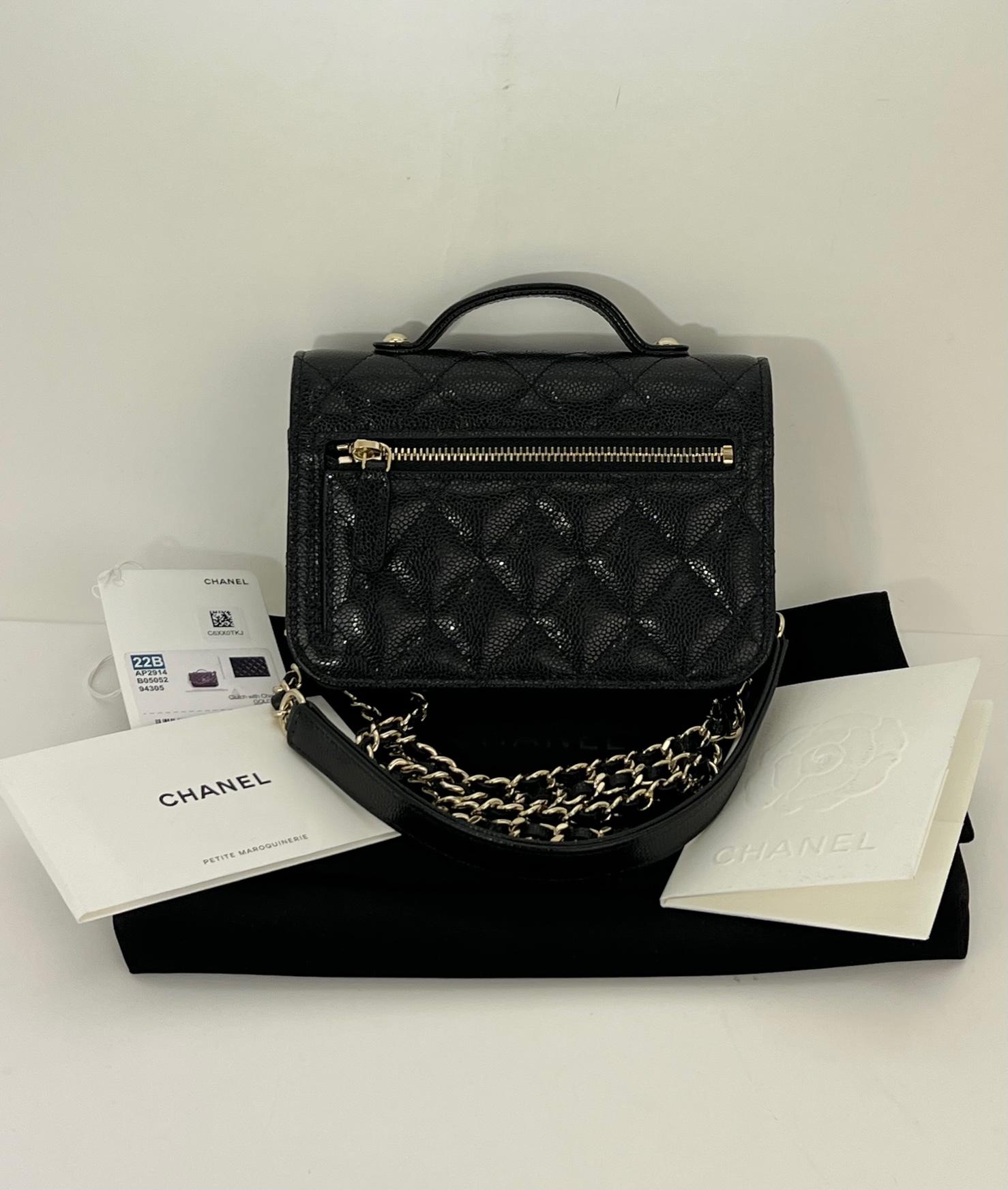 Pre-Owned  100% Authentic
Chanel Quilted Caviar Business Affinity
Clutch Shoulder Mini Bag 
RATING: A...excellent, near mint, 
only minimal signs of wear
MATERIAL: quilted lambskin
STRAP: leather entwined with chain 
DROP: 23.5''
HANDLE:  single