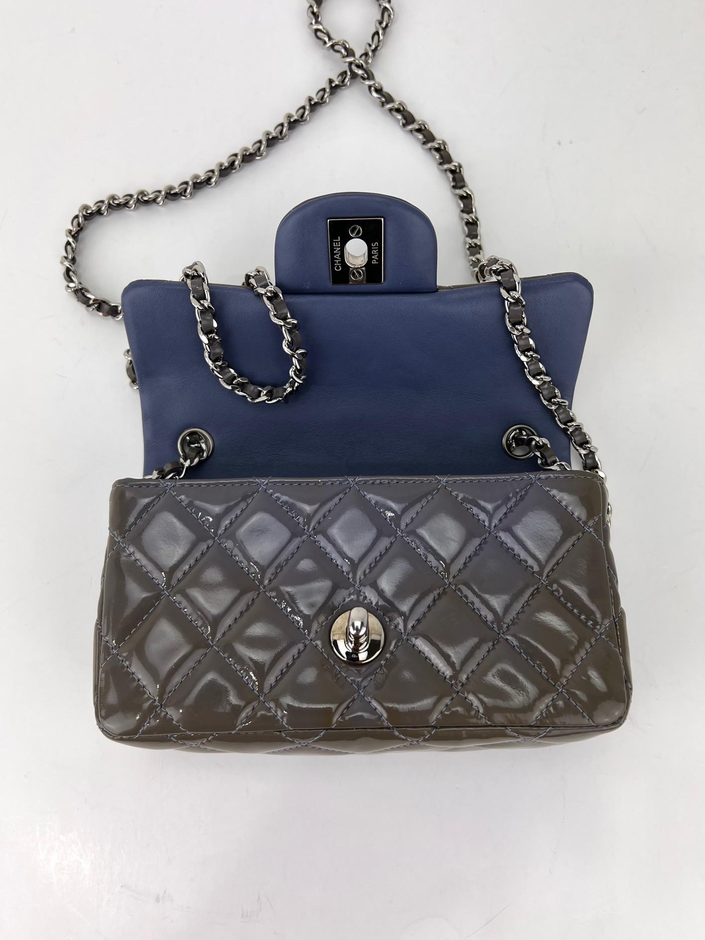 CHANEL Crossbody Patent Leather Calfskin Quilted mini Rectangular Flap Grey In Good Condition In Freehold, NJ