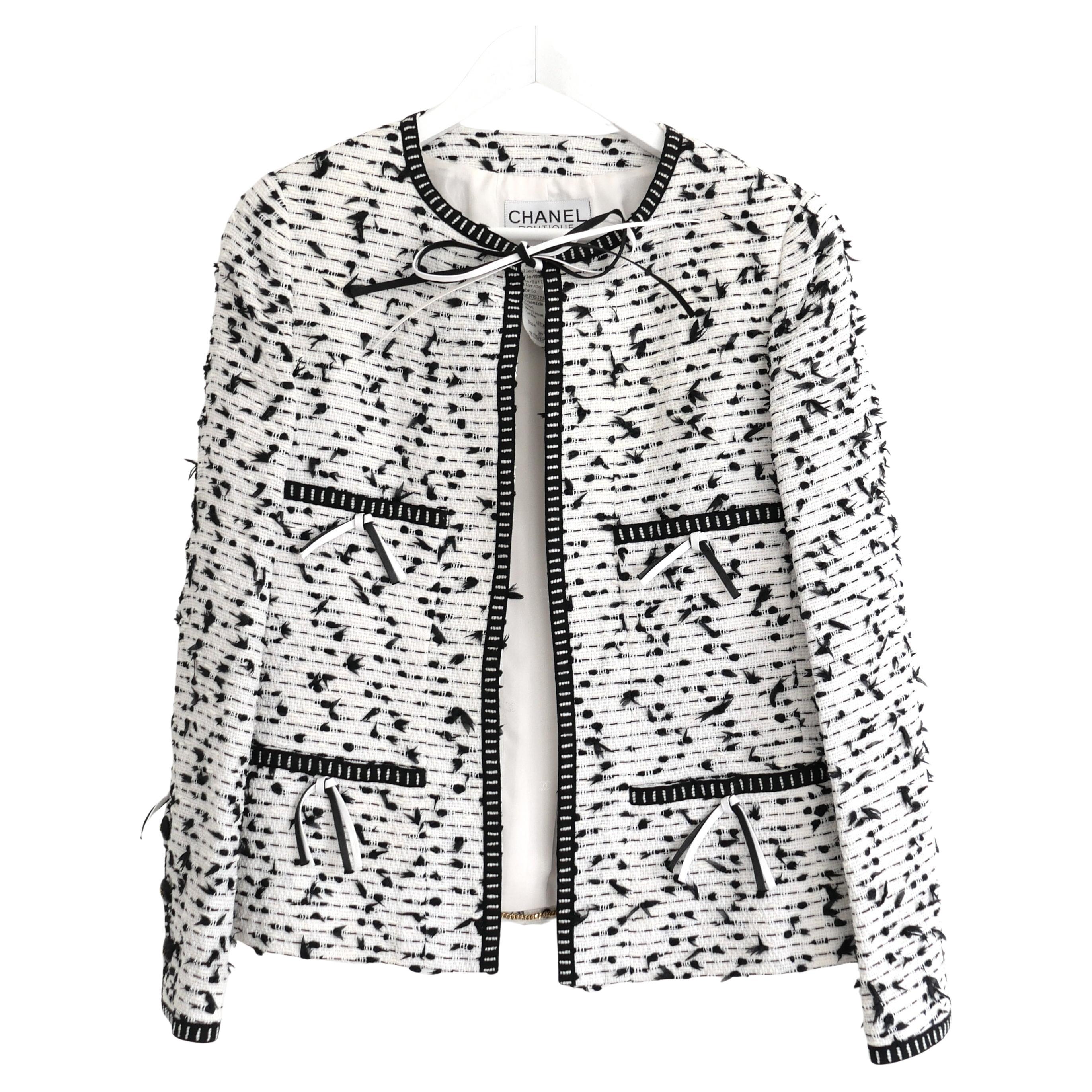 Chanel Cruise 1995 95C Veste en tweed fantaisie noir et blanc
